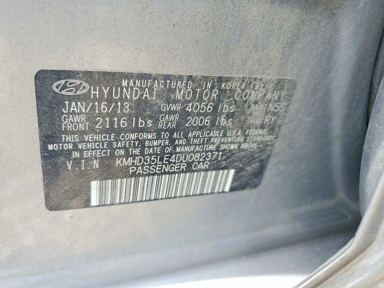2013 Hyundai Elantra Gt Base Silver vin: KMHD35LE4DU082371