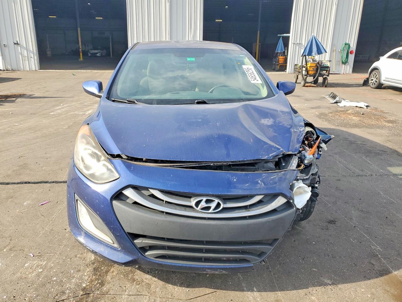 2013 Hyundai Elantra Gt Base Blue vin: KMHD35LE4DU088333
