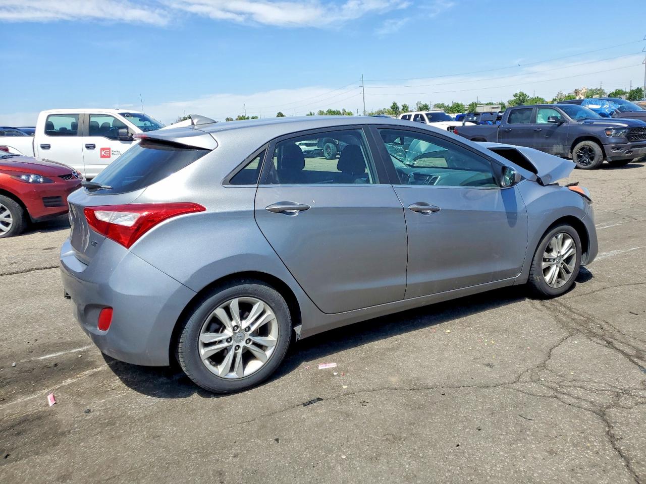 2013 Hyundai Elantra Gt Base Gray vin: KMHD35LE4DU091118