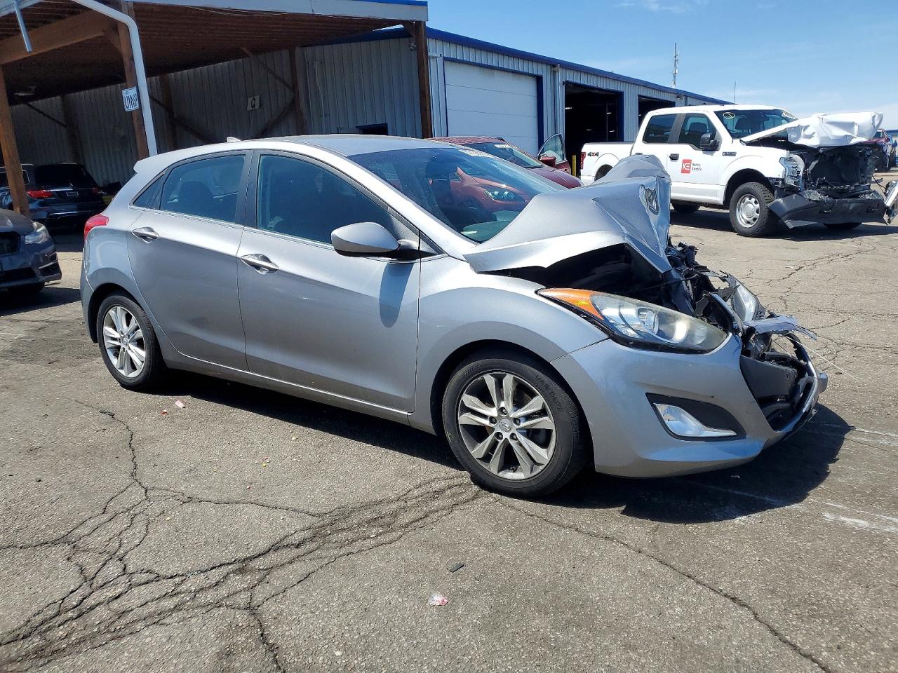 2013 Hyundai Elantra Gt Base Gray vin: KMHD35LE4DU091118