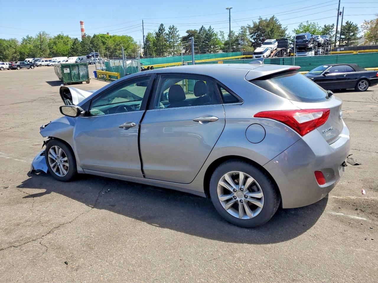 2013 Hyundai Elantra Gt Base Gray vin: KMHD35LE4DU091118