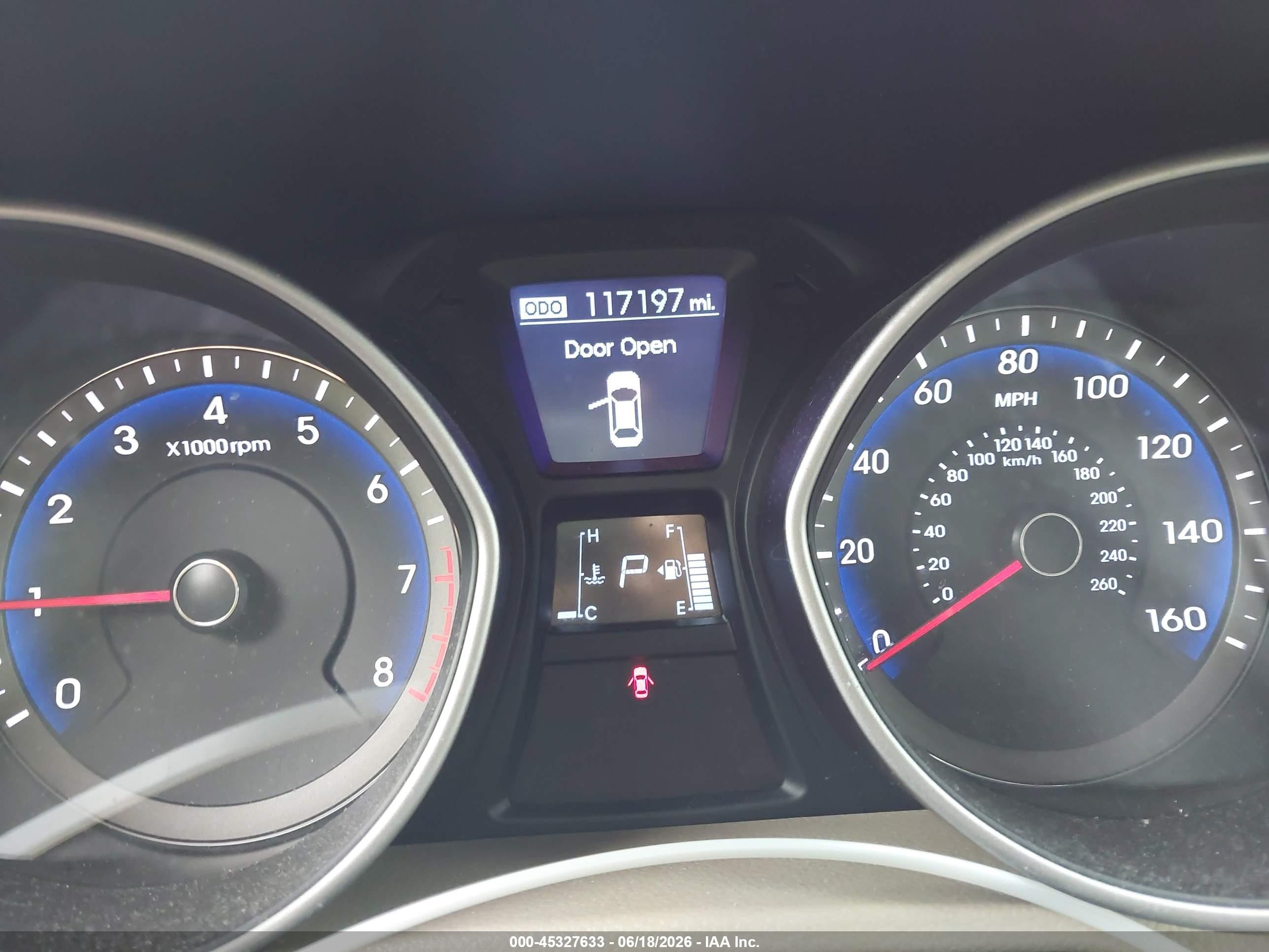 2013 Hyundai Elantra Gt   White vin: KMHD35LE4DU108421