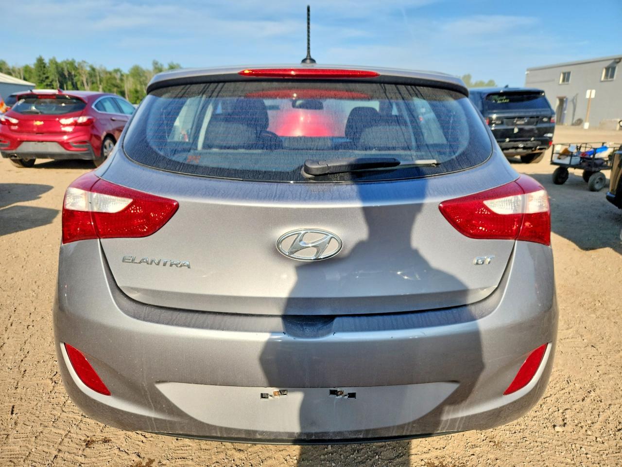2013 Hyundai Elantra Gt Base Silver vin: KMHD35LE4DU124506