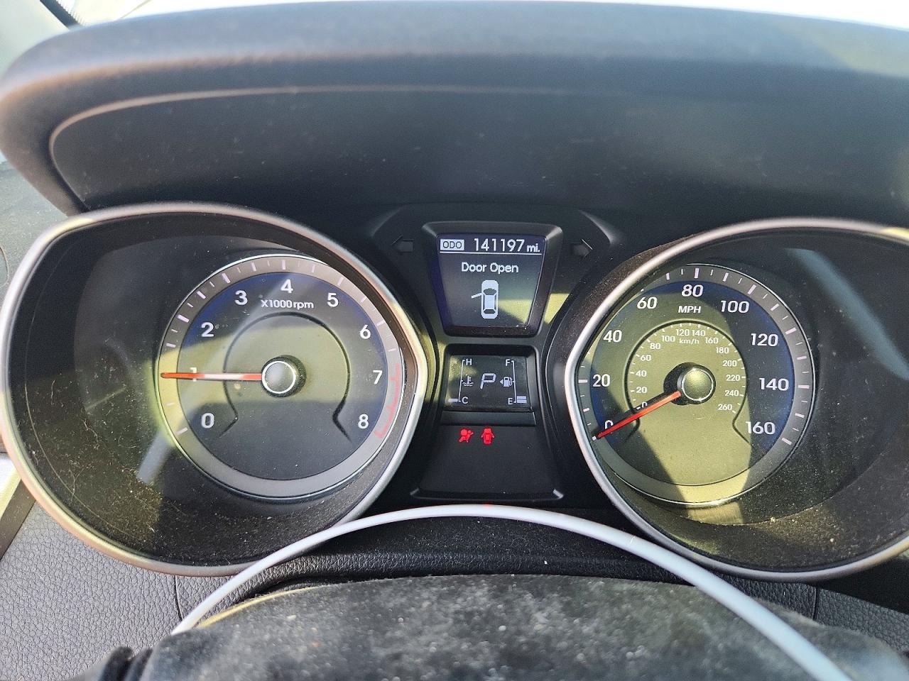 2013 Hyundai Elantra Gt Base Серый vin: KMHD35LE4DU134730