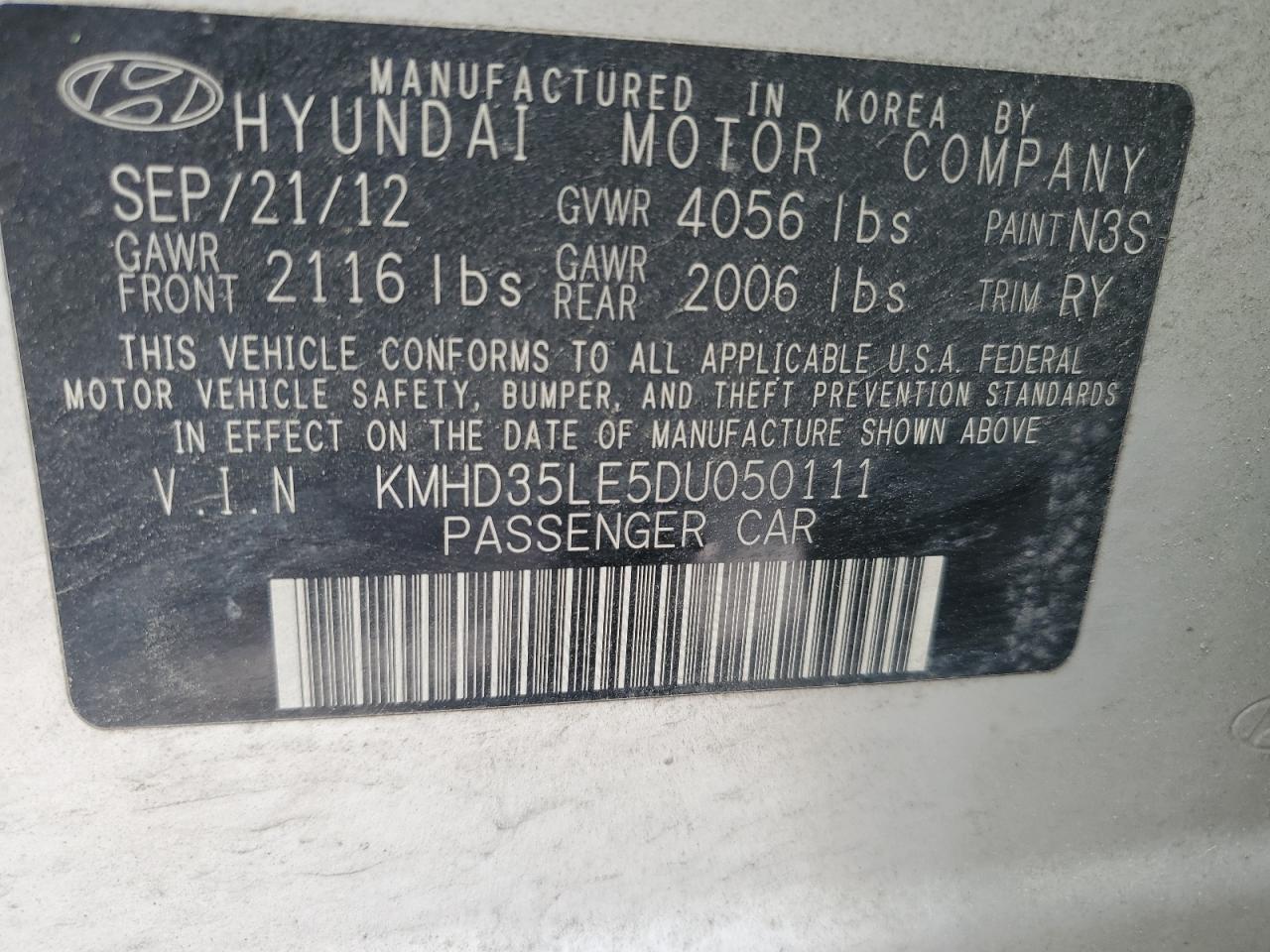 2013 Hyundai Elantra Gt Silver vin: KMHD35LE5DU050111