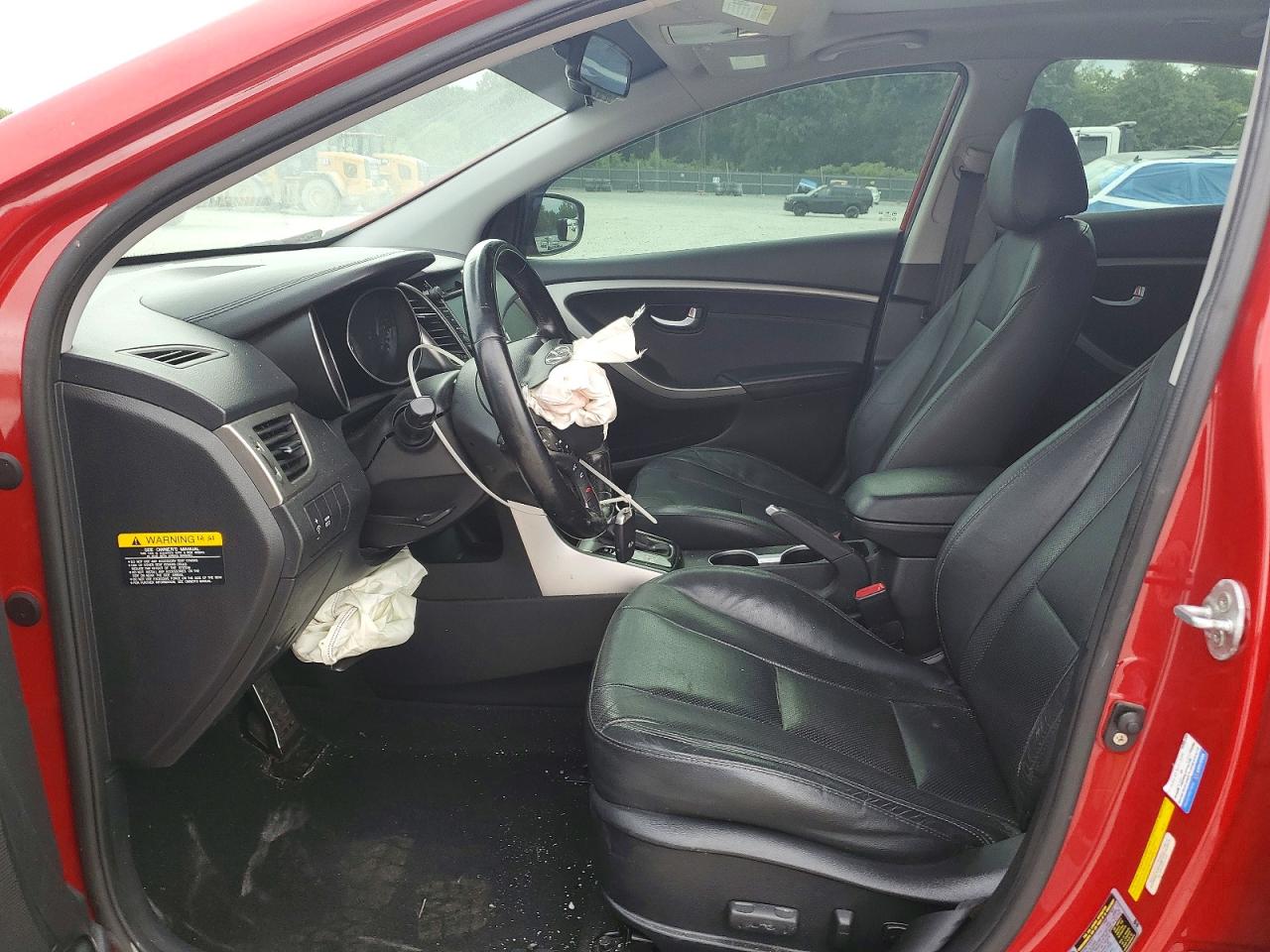 2013 Hyun Elantra Red vin: KMHD35LE5DU053767