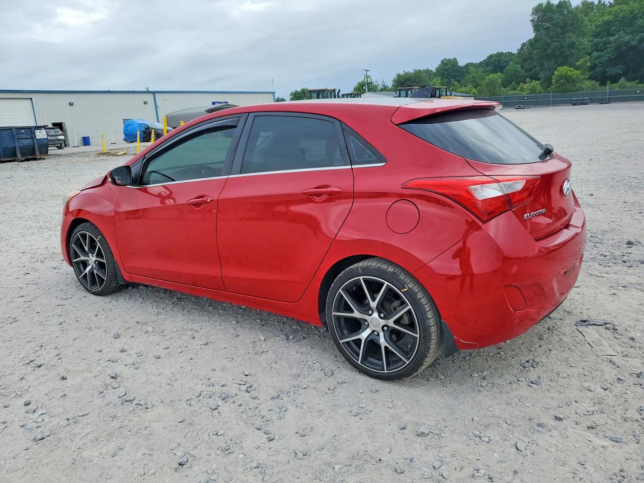 2013 Hyun Elantra Red vin: KMHD35LE5DU053767