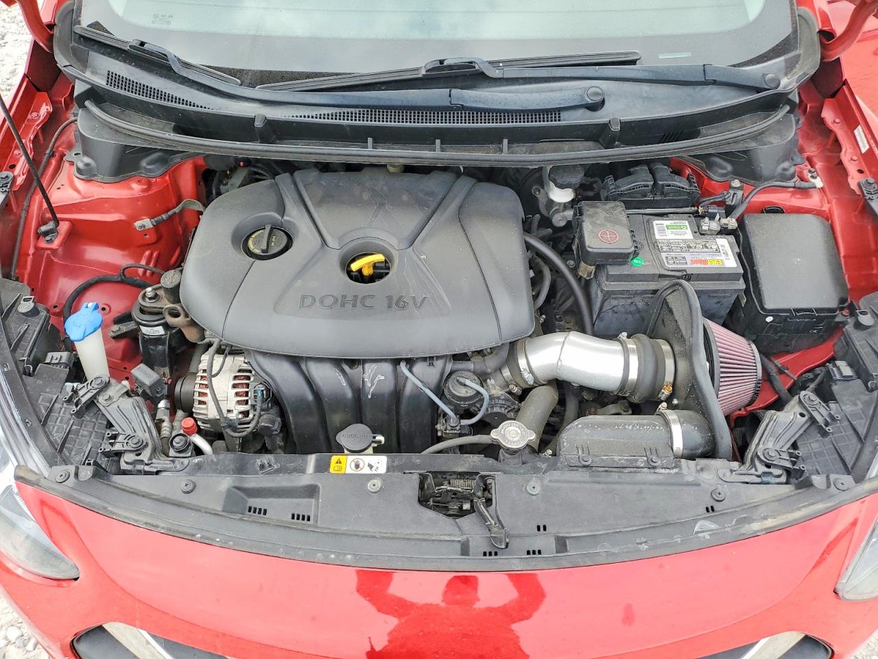2013 Hyun Elantra Red vin: KMHD35LE5DU053767