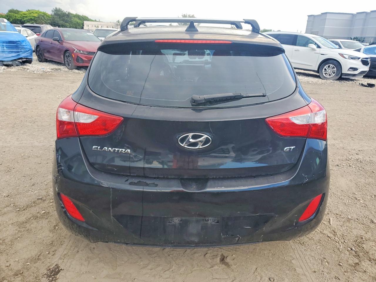 2013 Hyundai Elantra Gt Base Black vin: KMHD35LE5DU057950