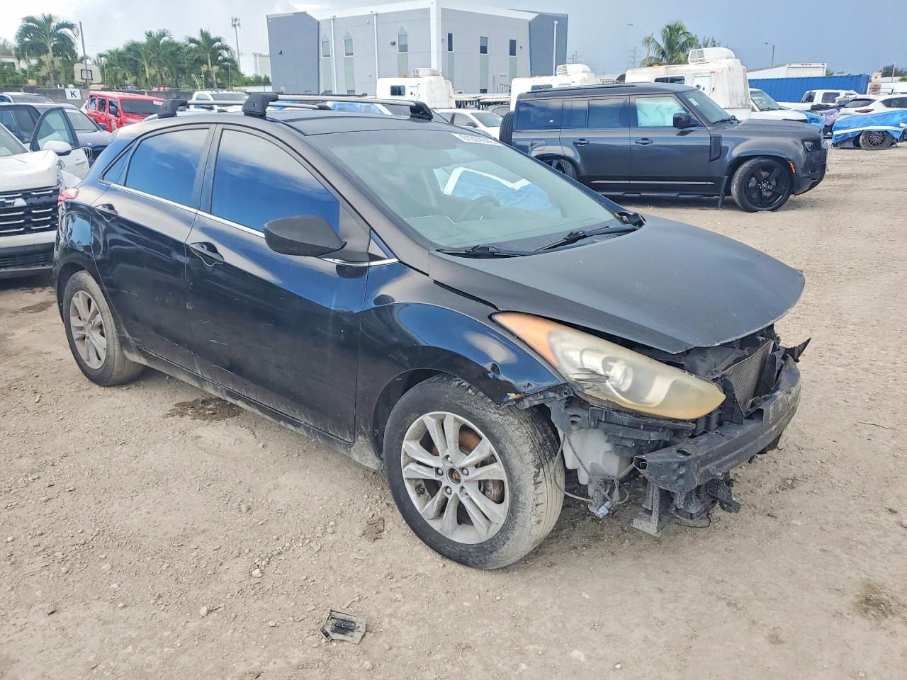 2013 Hyundai Elantra Gt Base Black vin: KMHD35LE5DU057950