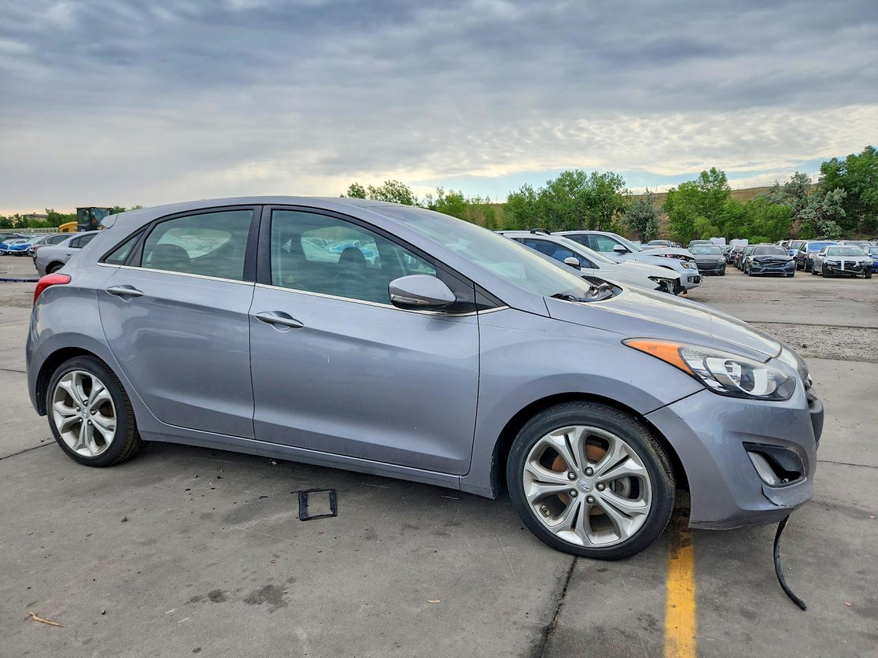 2013 Hyundai Elantra Gt Base Серый vin: KMHD35LE5DU069421