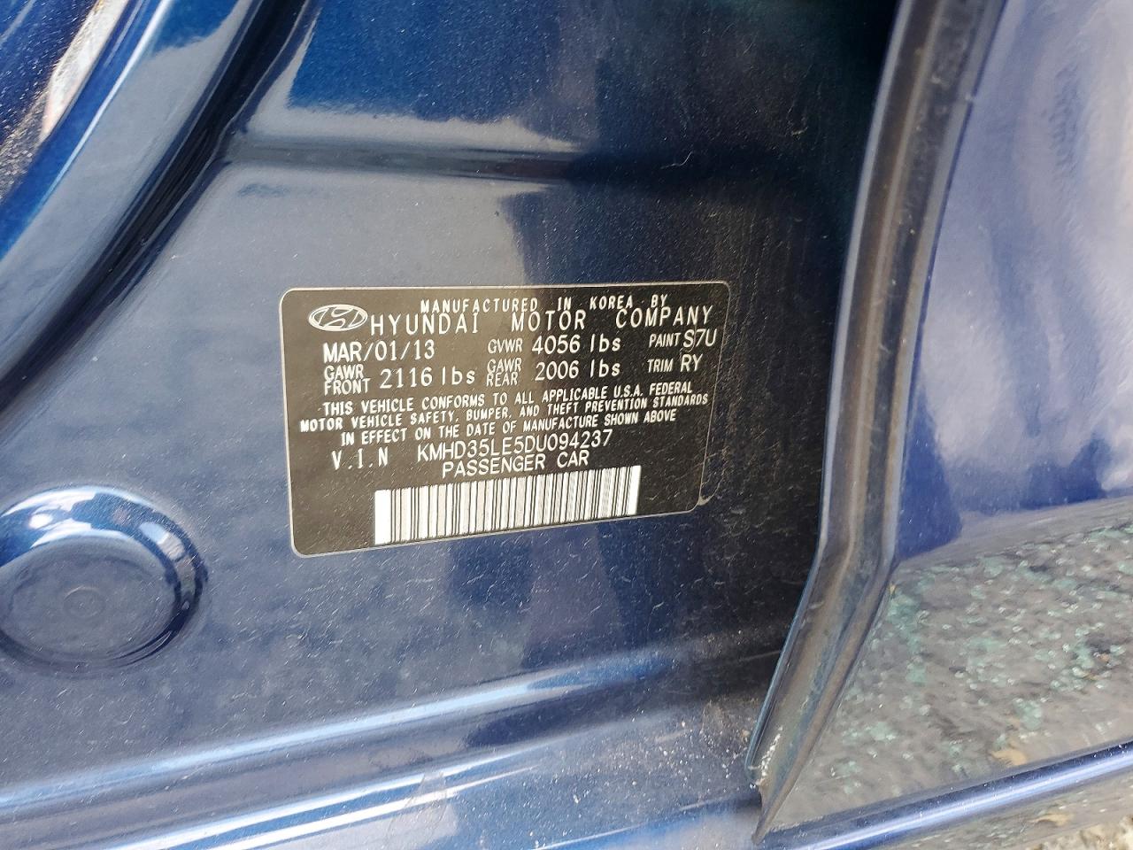 2013 Hyundai Elantra Gt Base Blue vin: KMHD35LE5DU094237