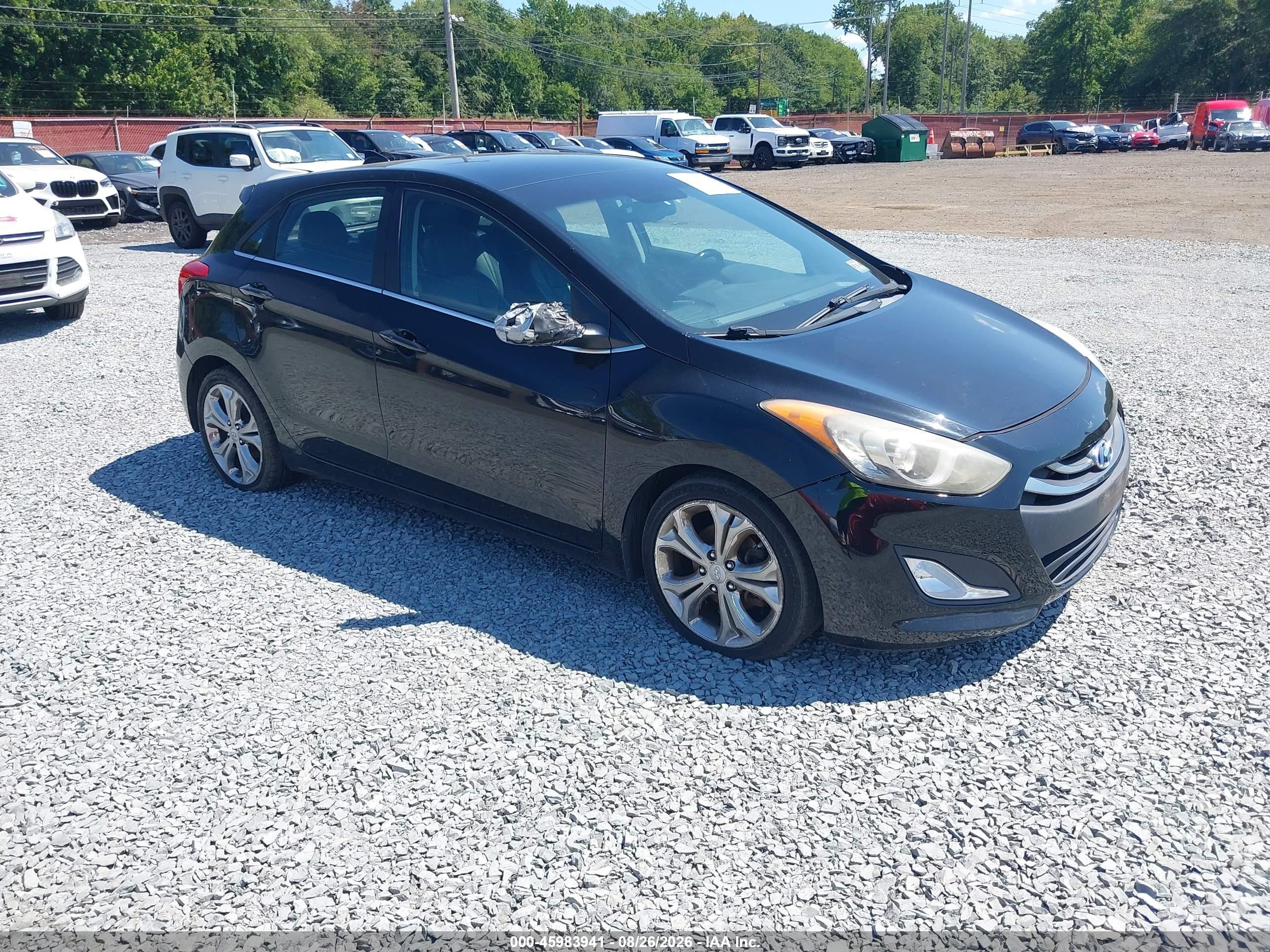 2013 Hyundai Elantra Gt   Black vin: KMHD35LE5DU104023