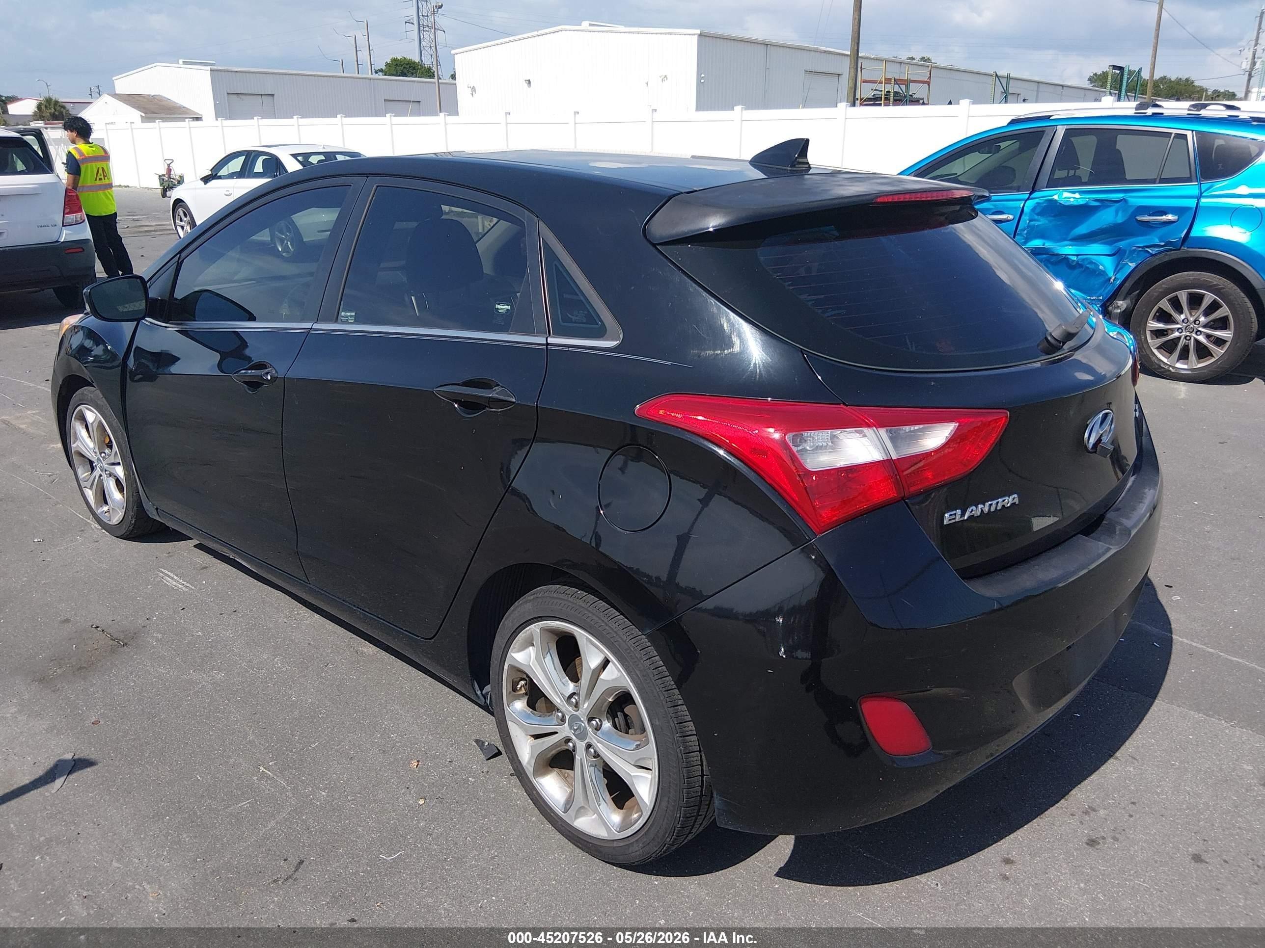 2013 Hyundai Elantra Gt   Black vin: KMHD35LE5DU113160