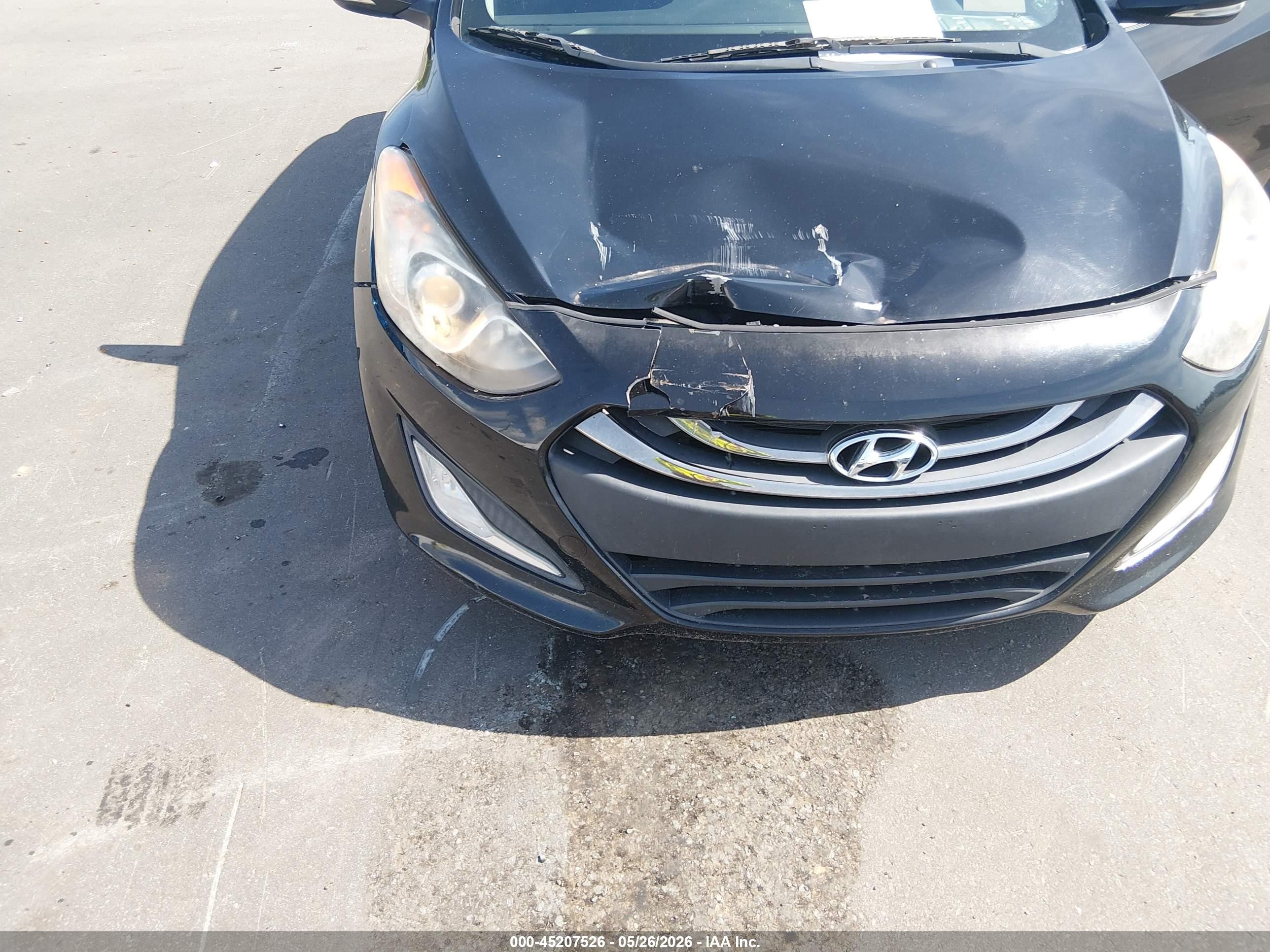 2013 Hyundai Elantra Gt   Black vin: KMHD35LE5DU113160