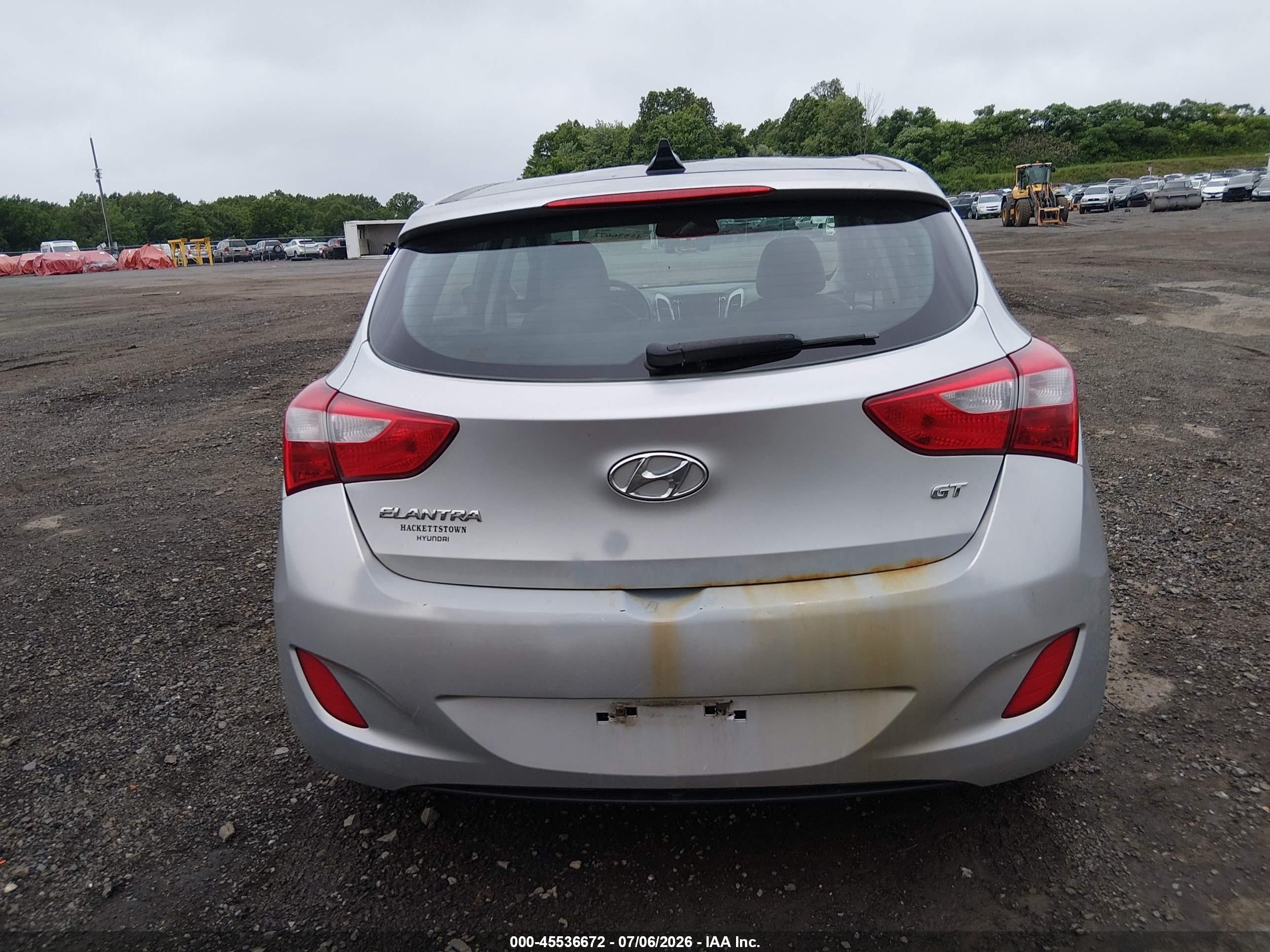 2013 Hyundai Elantra Gt   Silver vin: KMHD35LE5DU122683