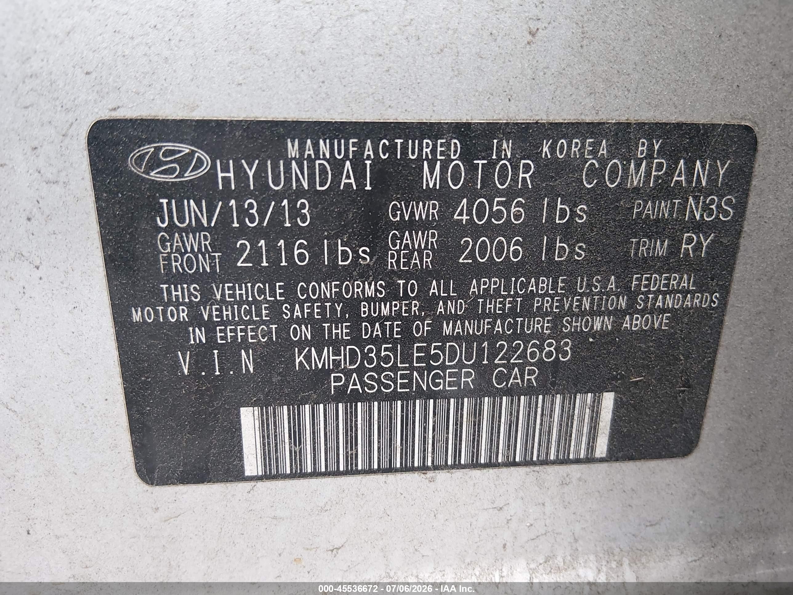2013 Hyundai Elantra Gt   Silver vin: KMHD35LE5DU122683