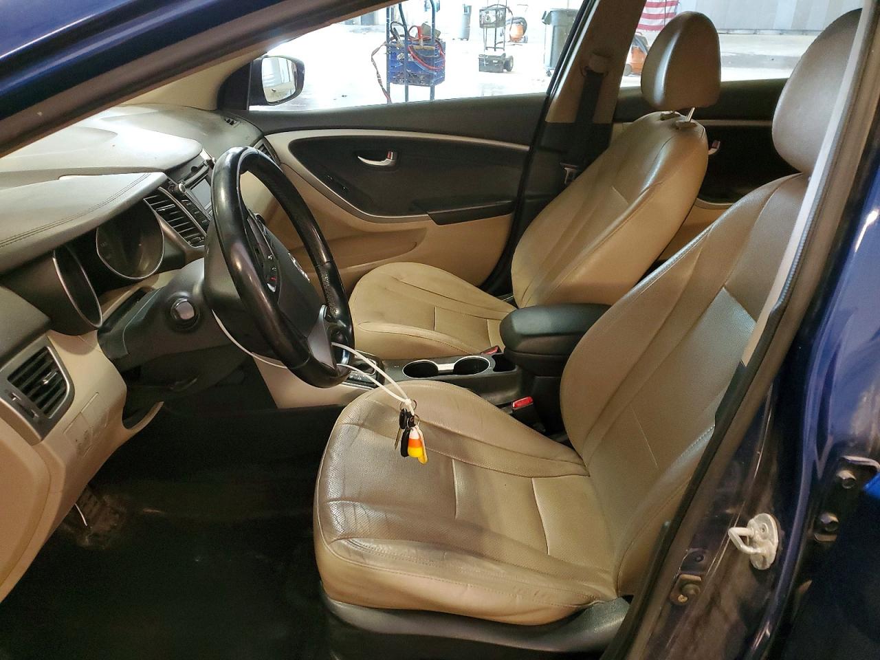 2013 Hyundai Elantra Gt Base Blue vin: KMHD35LE6DU057553