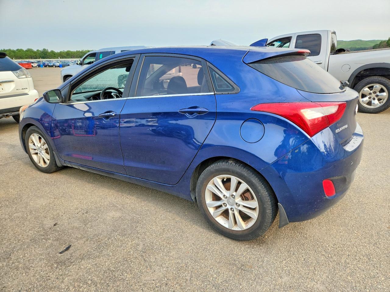 2013 Hyundai Elantra Gt Base Blue vin: KMHD35LE6DU078452