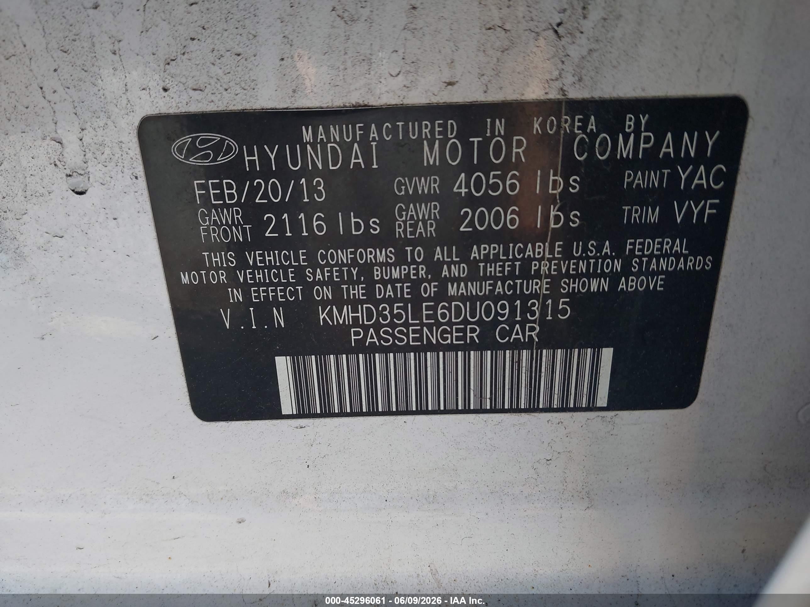 2013 Hyundai Elantra Gt White vin: KMHD35LE6DU091315