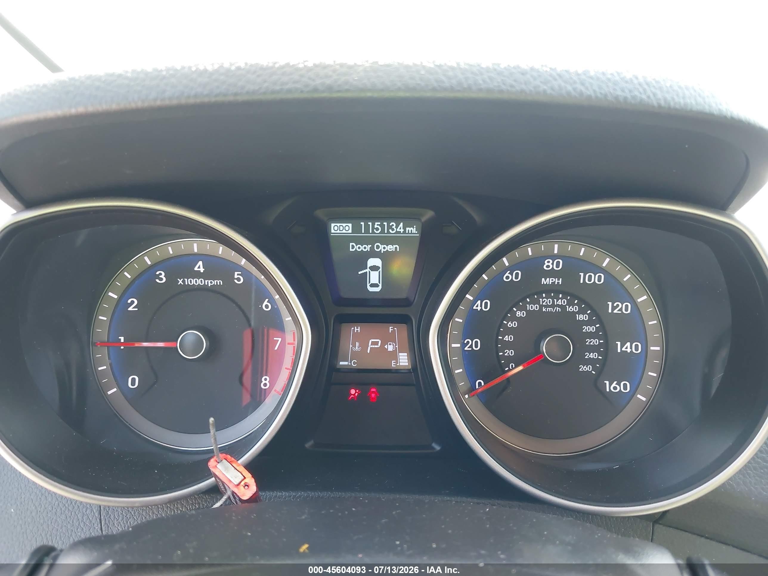 2013 Hyundai Elantra Gt   Silver vin: KMHD35LE6DU096529