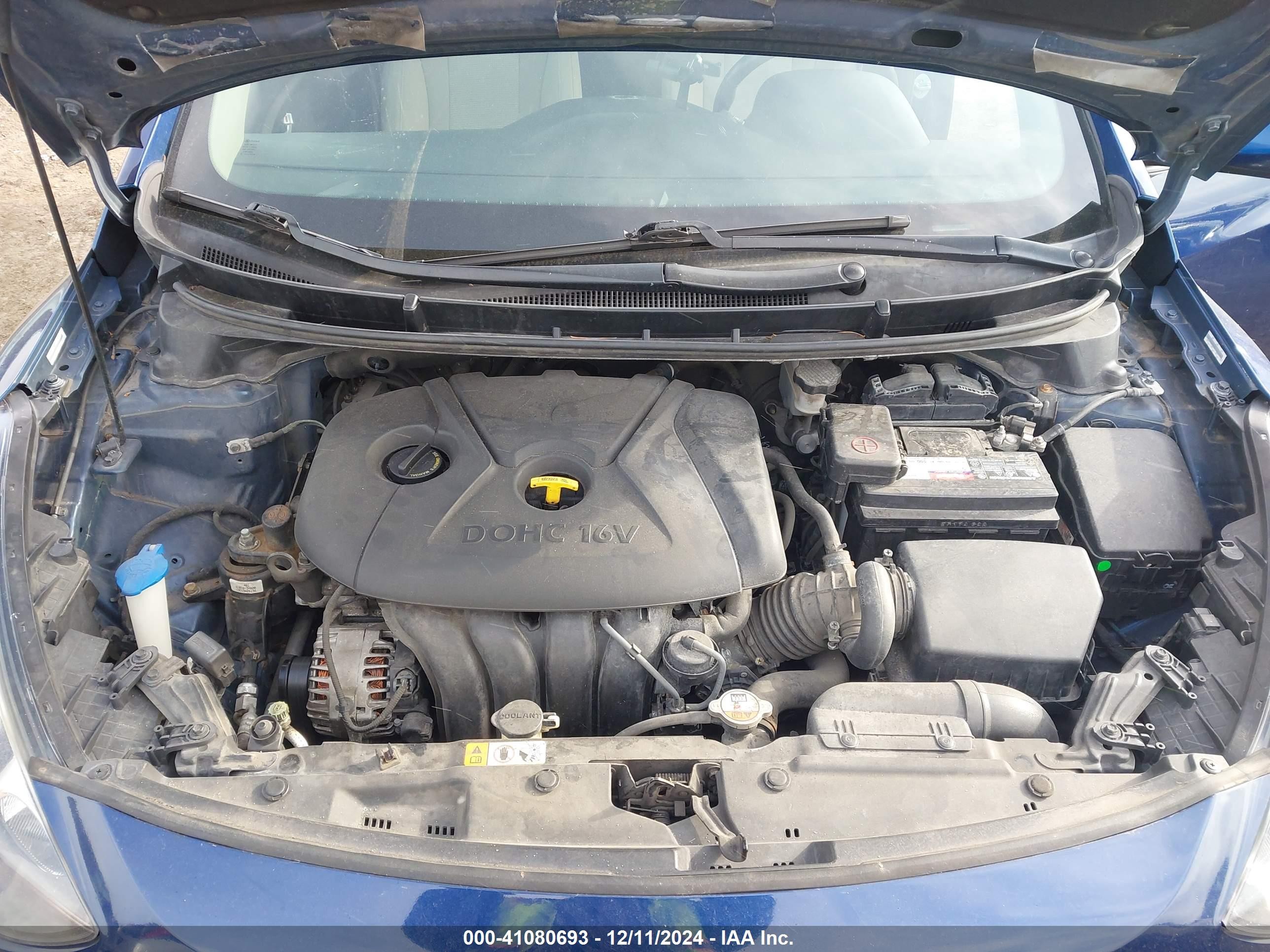 2013 Hyundai Elantra Gt   Blue vin: KMHD35LE6DU099060