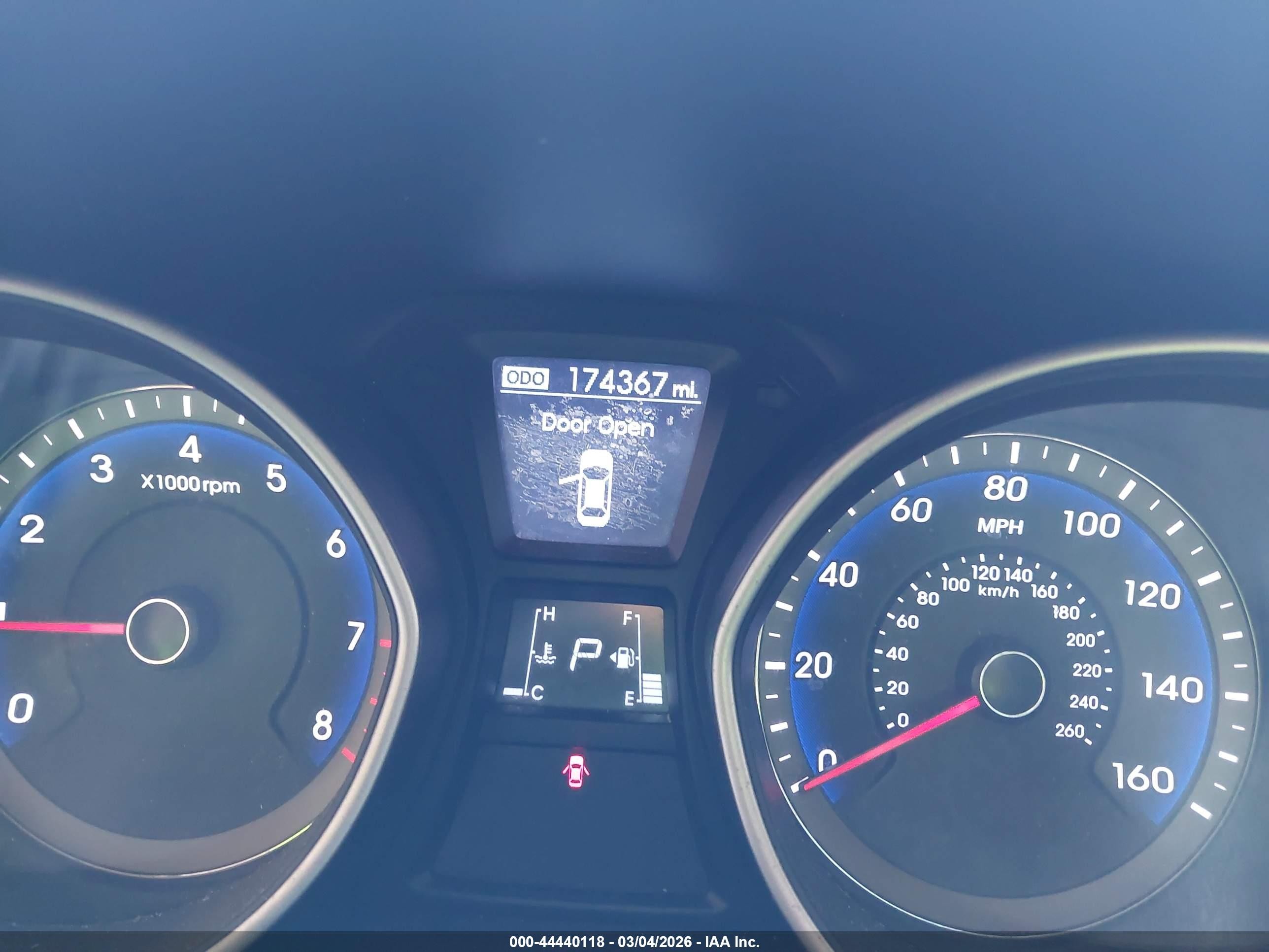 2013 Hyundai Elantra Gt   Blue vin: KMHD35LE6DU108467