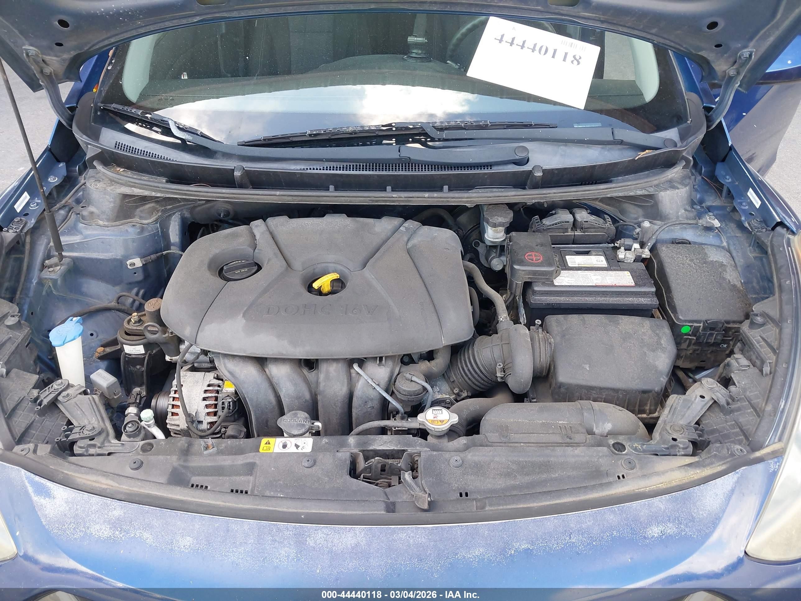 2013 Hyundai Elantra Gt   Blue vin: KMHD35LE6DU108467