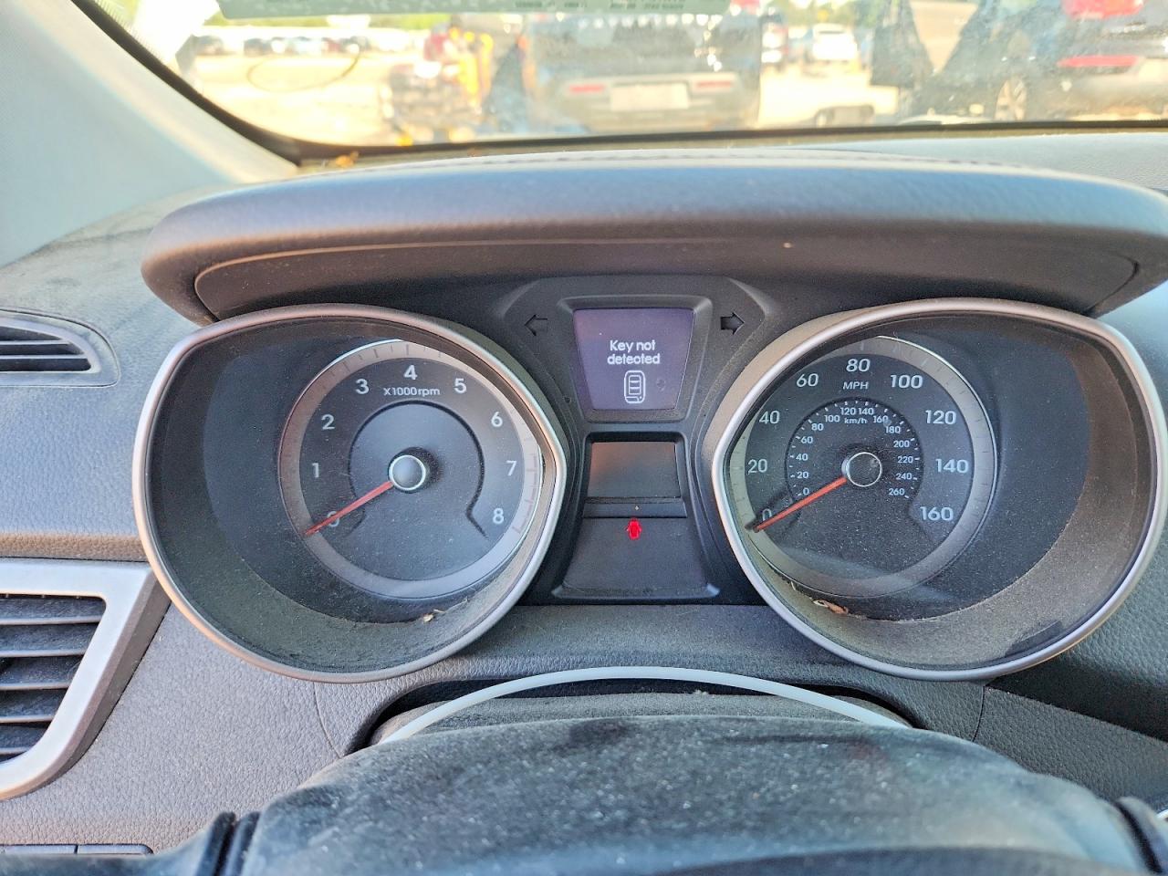 2013 Hyundai Elantra Gt Base Серебряный vin: KMHD35LE6DU120635