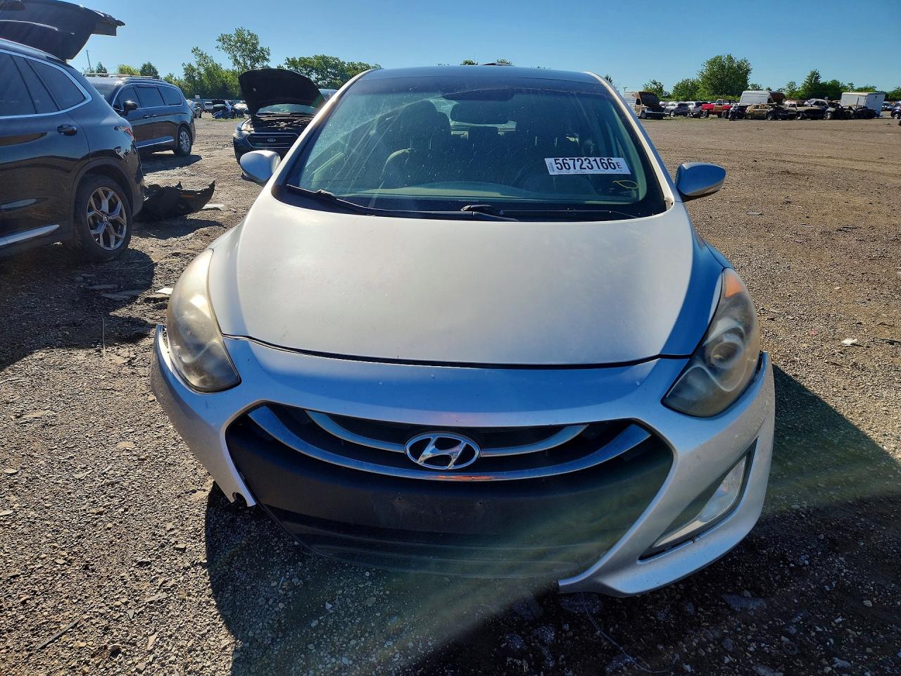 2013 Hyundai Elantra Gt Base Серебряный vin: KMHD35LE6DU120635