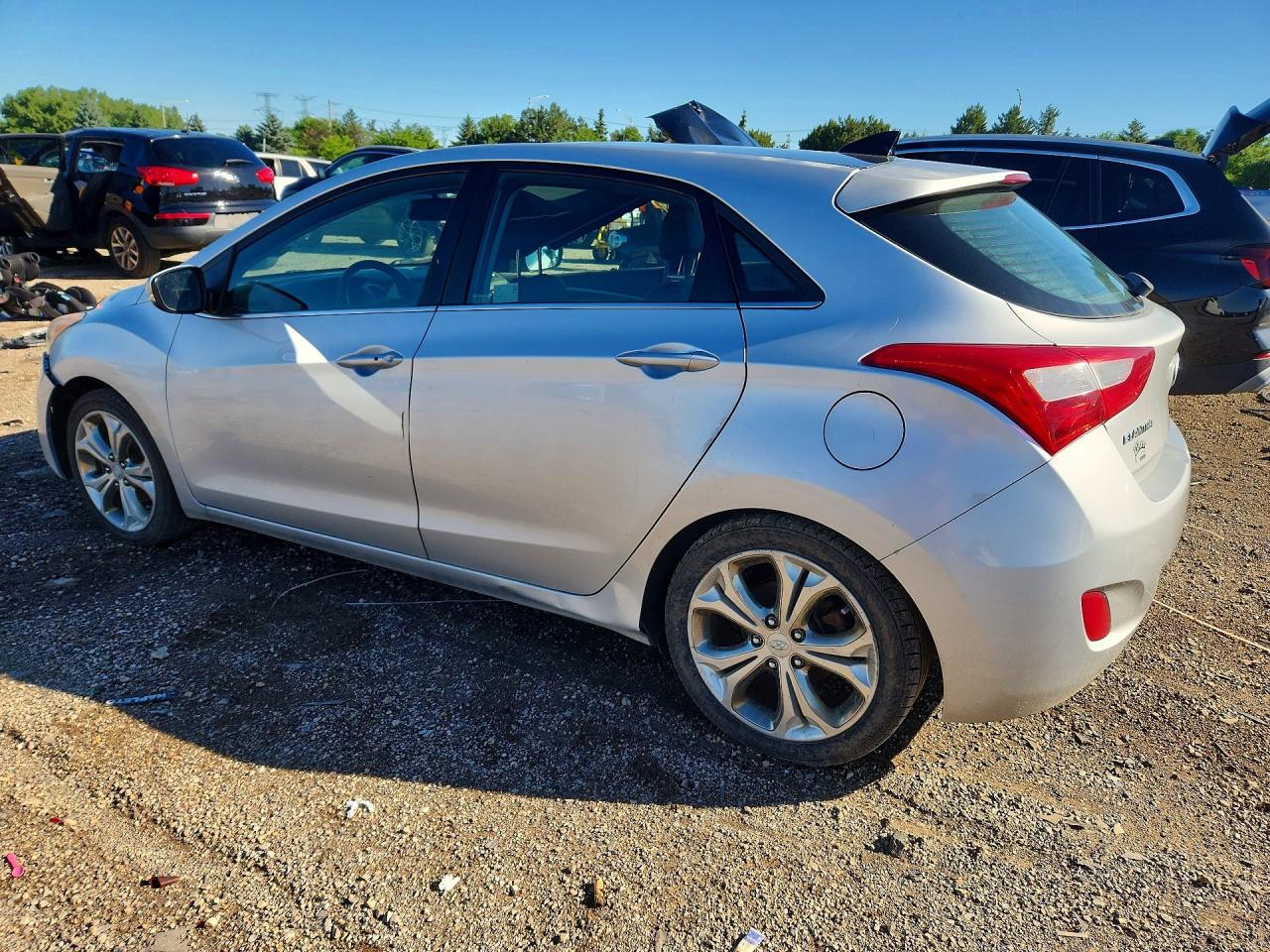2013 Hyundai Elantra Gt Base Серебряный vin: KMHD35LE6DU120635