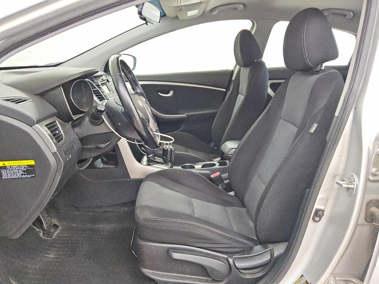 2013 Hyundai Elantra Gt Base Silver vin: KMHD35LE6DU124491