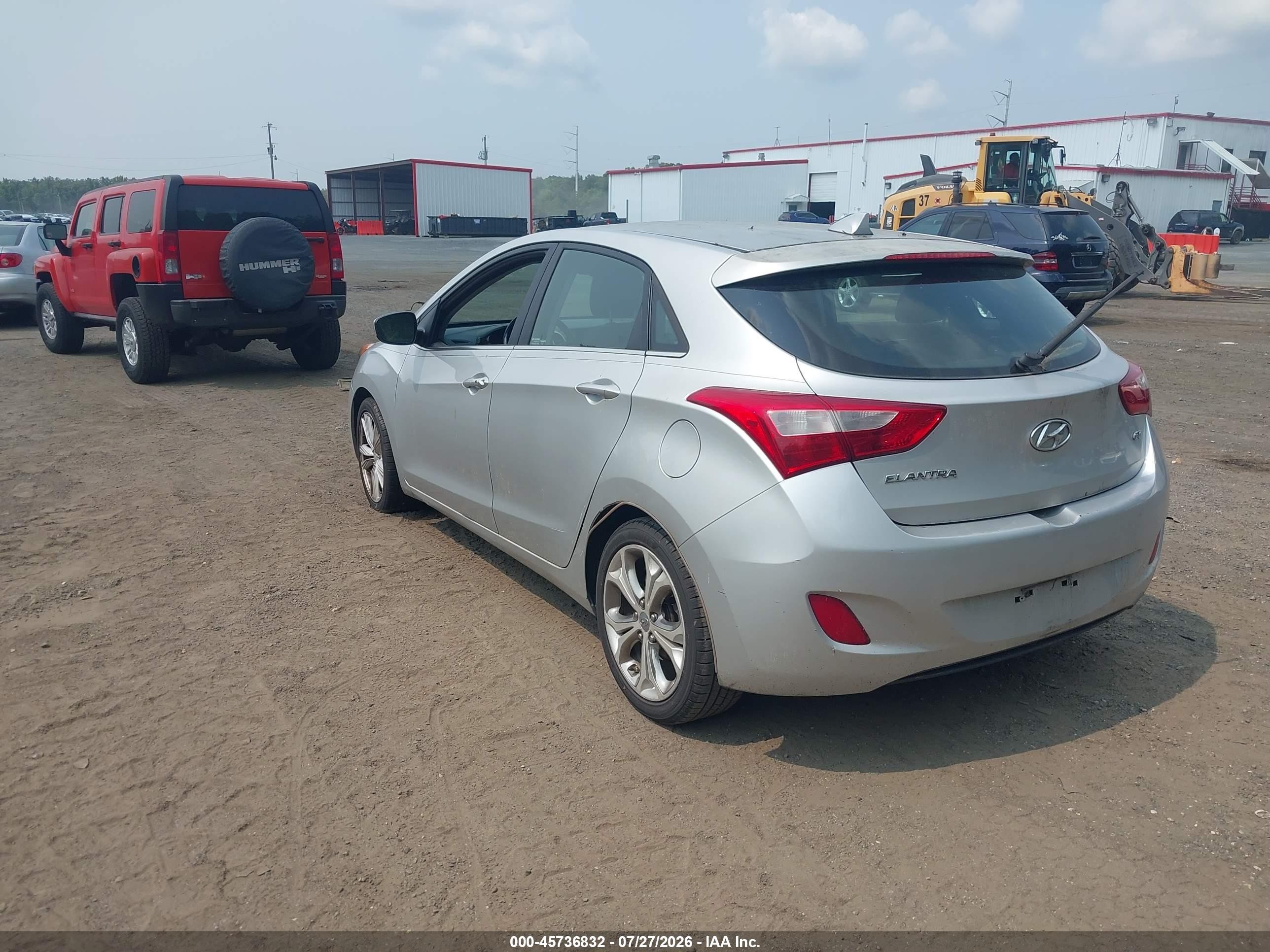 2013 Hyundai Elantra Gt   Silver vin: KMHD35LE6DU124944