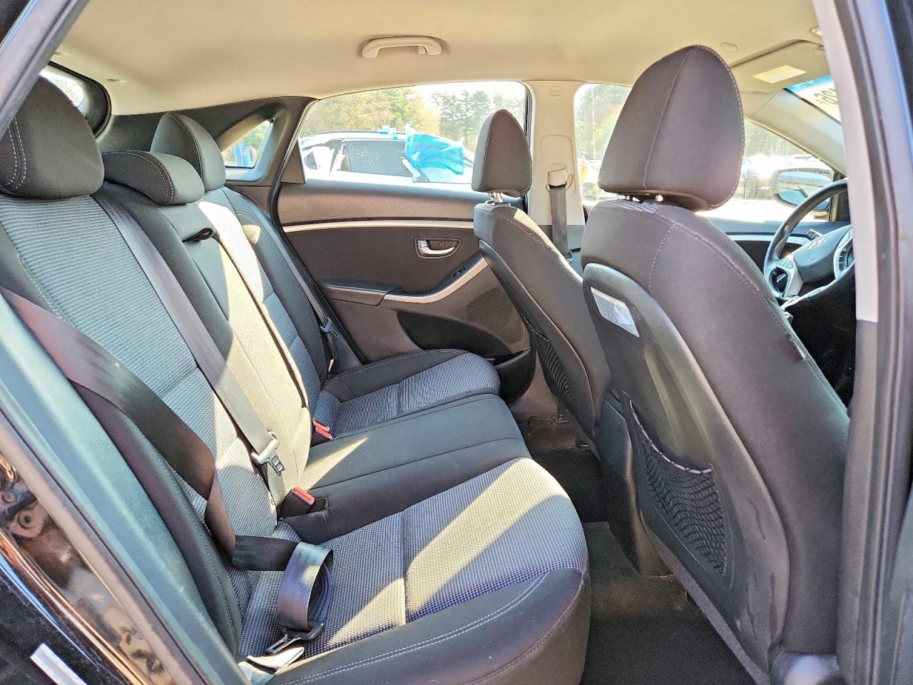 2013 Hyundai Elentra Черный vin: KMHD35LE6DU130632