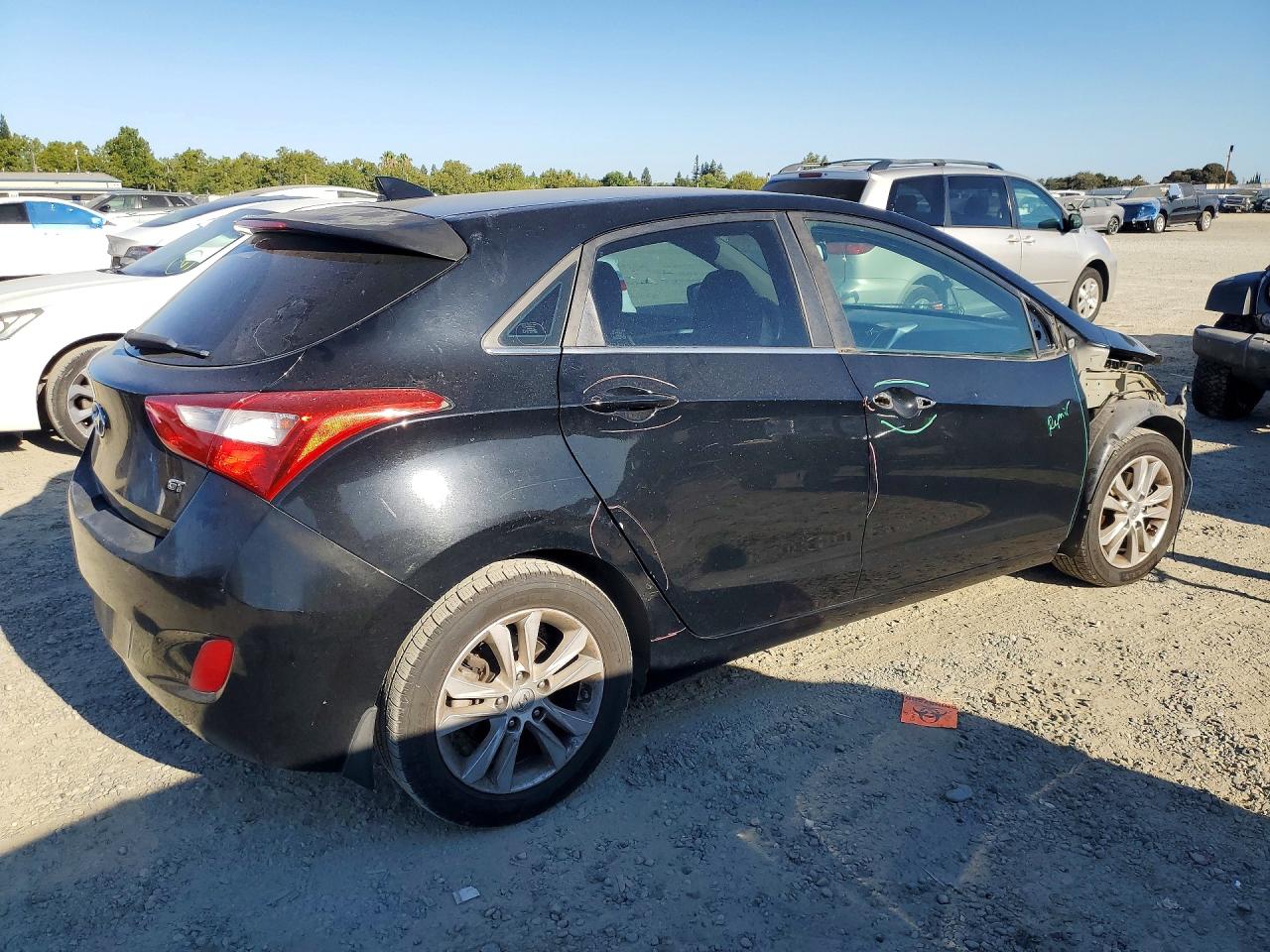2013 Hyundai Elantra Gt Base Black vin: KMHD35LE6DU132199
