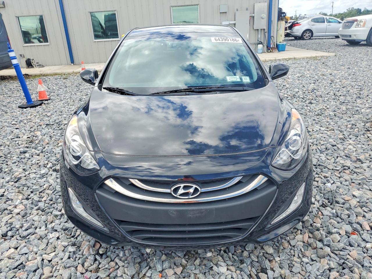 2013 Hyundai Elantra Gt Base Black vin: KMHD35LE6DU146748