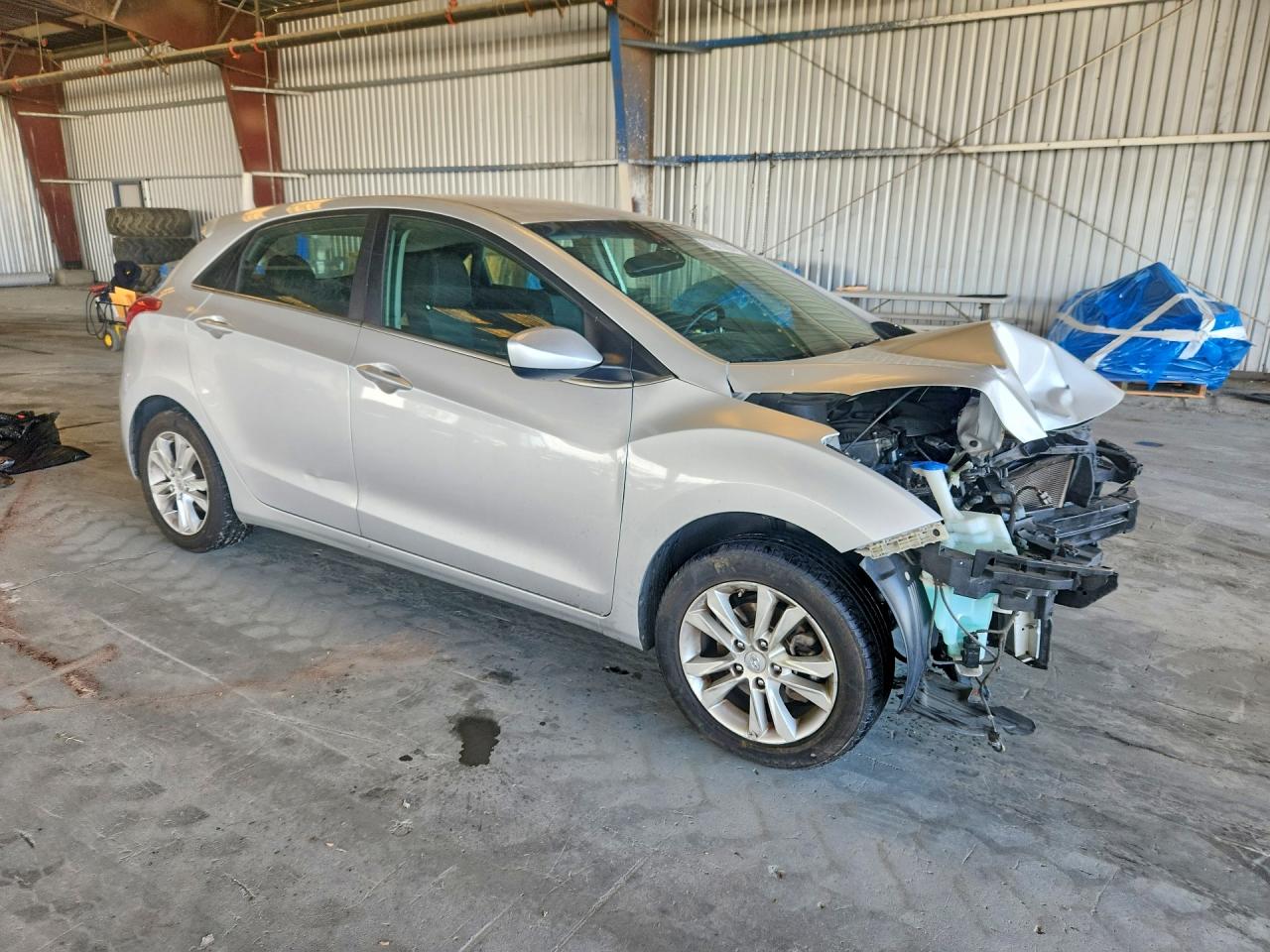 2013 Hyundai Elantra Gt Base Silver vin: KMHD35LE6DU148810