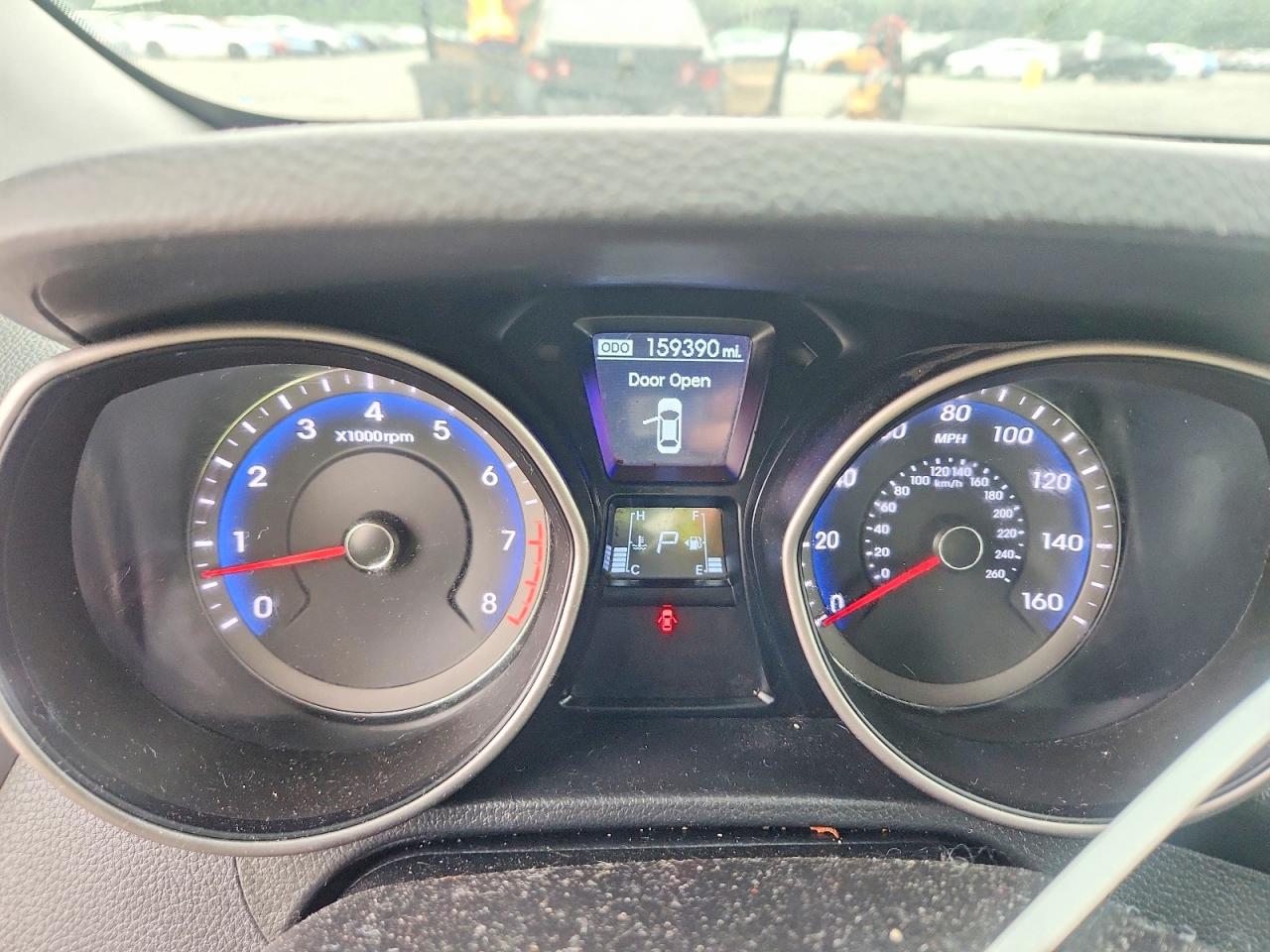 2013 Hyundai Elantra Gt Base Silver vin: KMHD35LE7DU027378