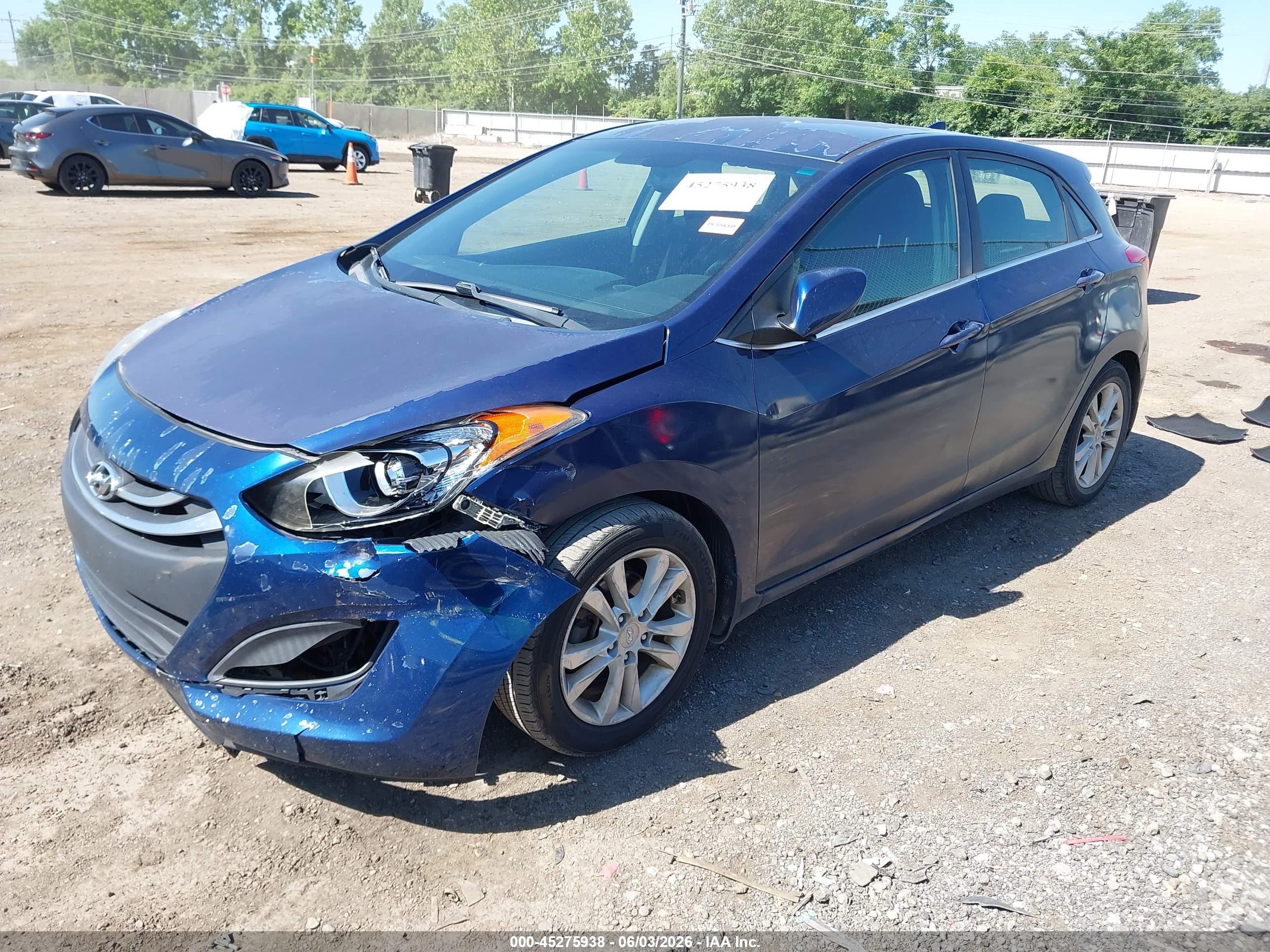 2013 Hyundai Elantra Gt Blue vin: KMHD35LE7DU036338