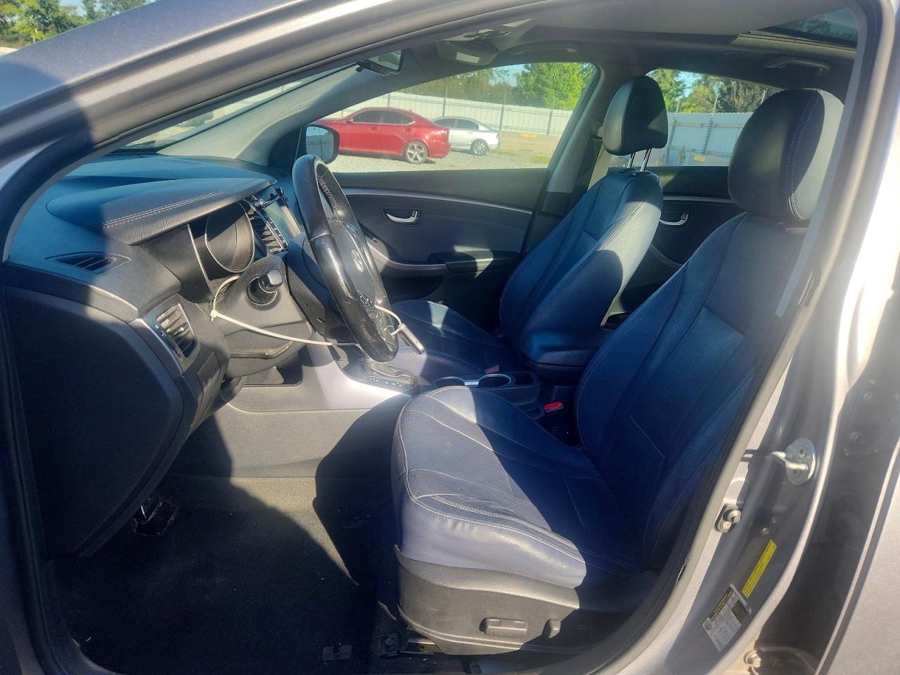 2013 Hyundai Elantra Gt Base Gray vin: KMHD35LE7DU037084