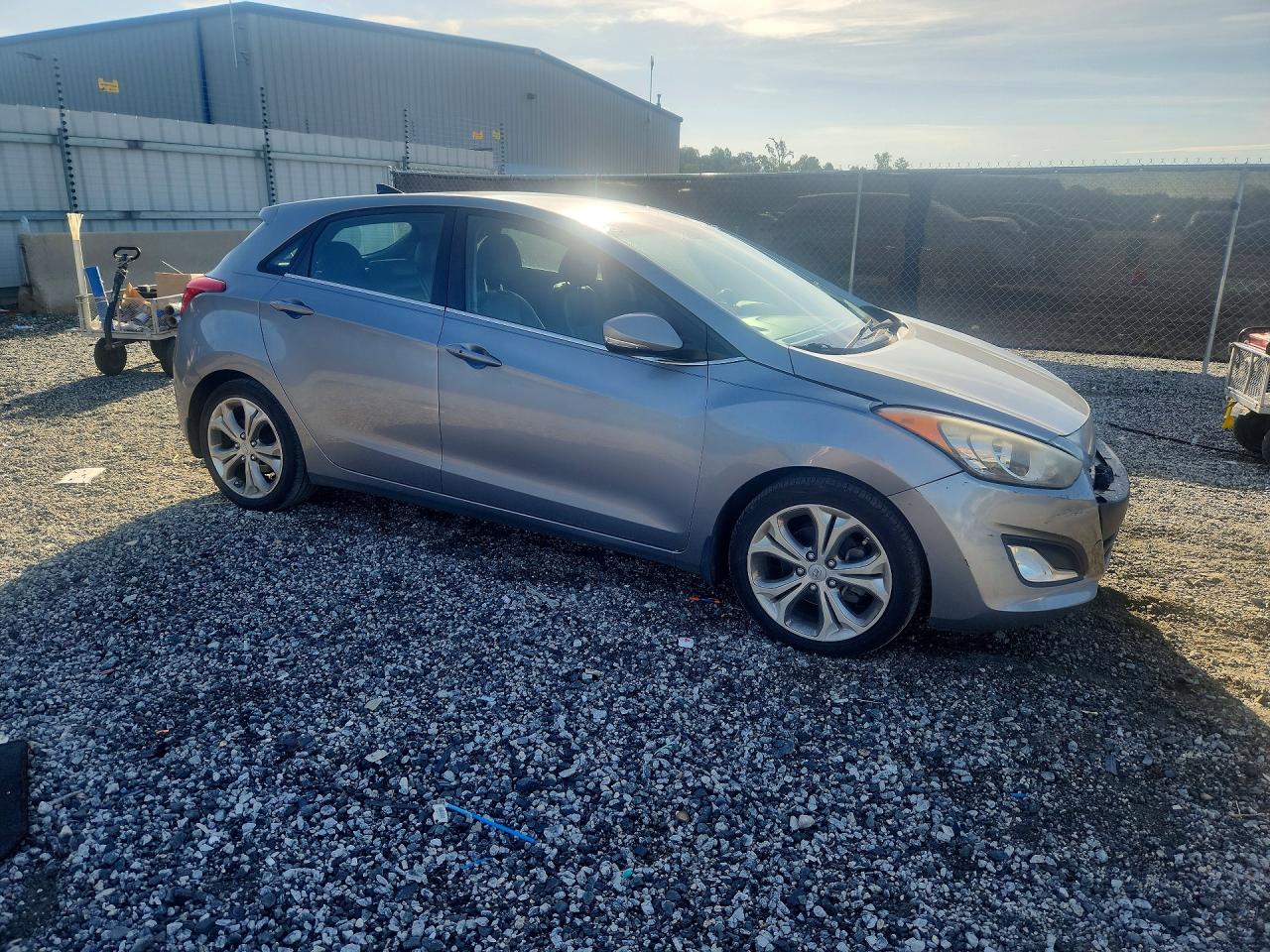 2013 Hyundai Elantra Gt Base Gray vin: KMHD35LE7DU037084