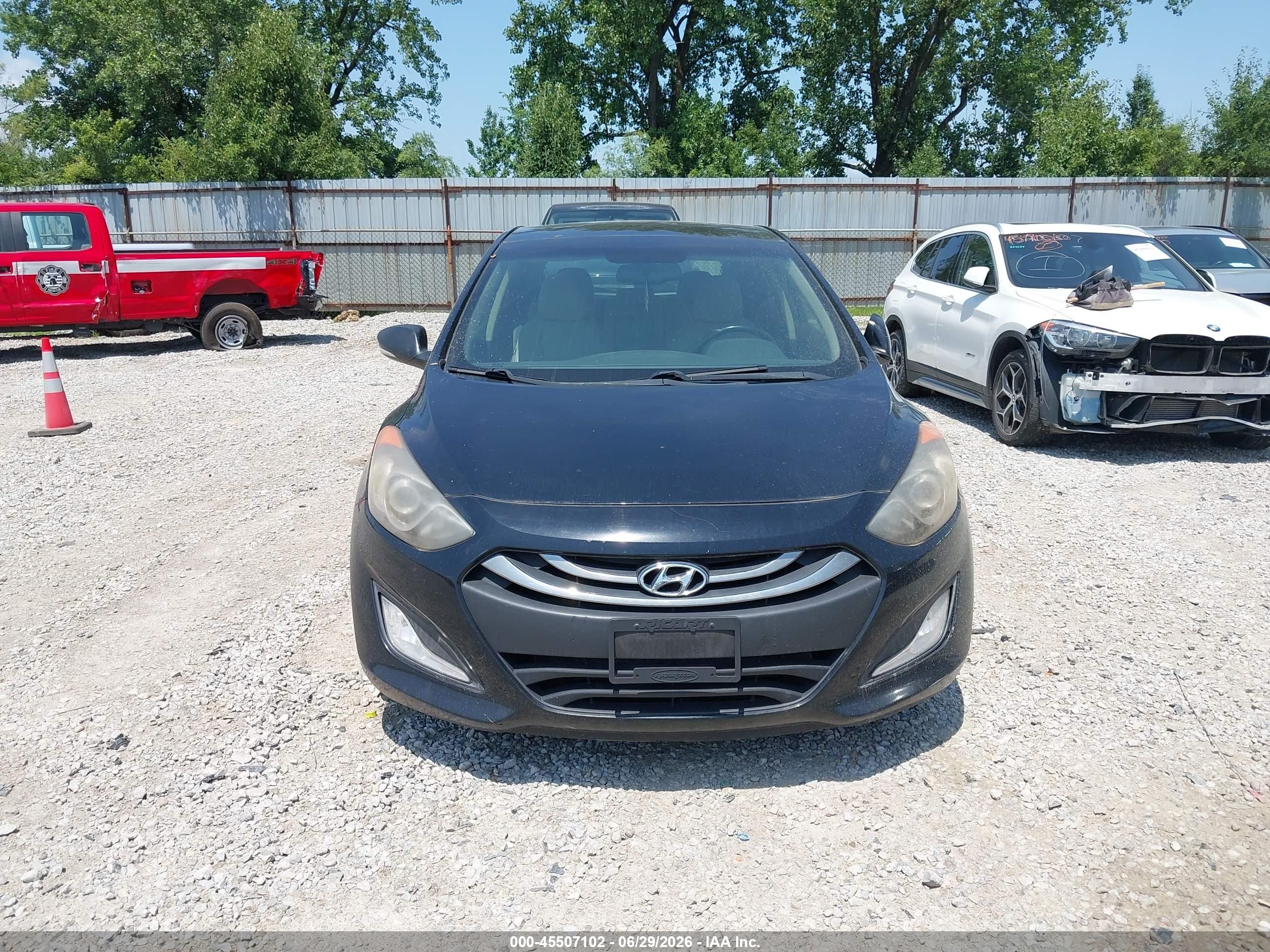 2013 Hyundai Elantra Gt   Black vin: KMHD35LE7DU054189