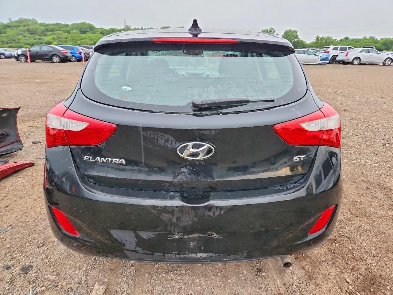 2013 Hyundai Elantra Gt Base Black vin: KMHD35LE7DU129652