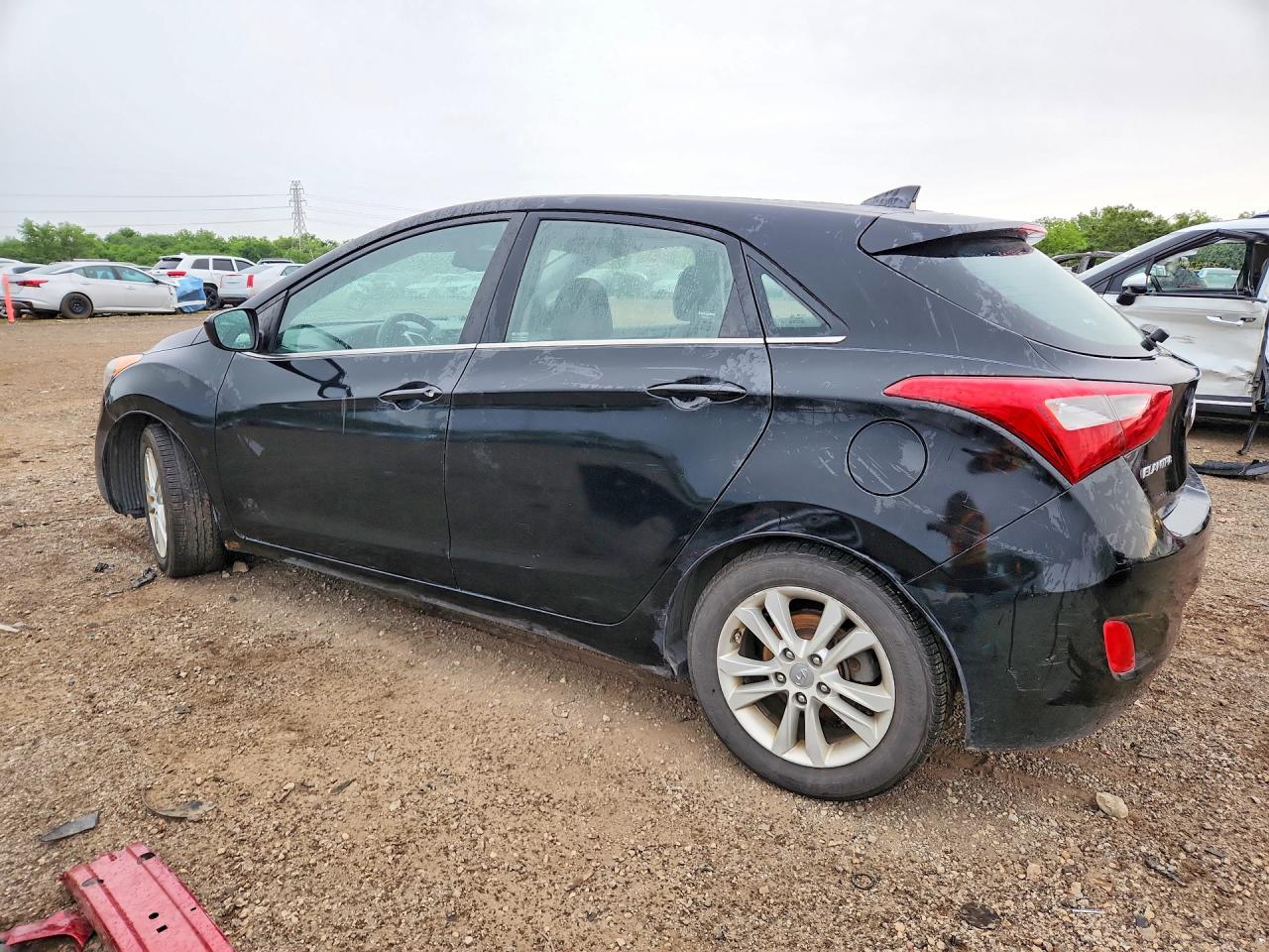2013 Hyundai Elantra Gt Base Black vin: KMHD35LE7DU129652