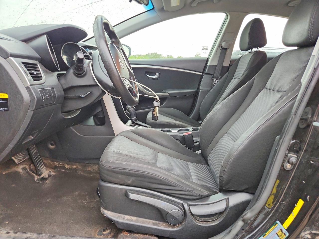 2013 Hyundai Elantra Gt Base Black vin: KMHD35LE7DU129652