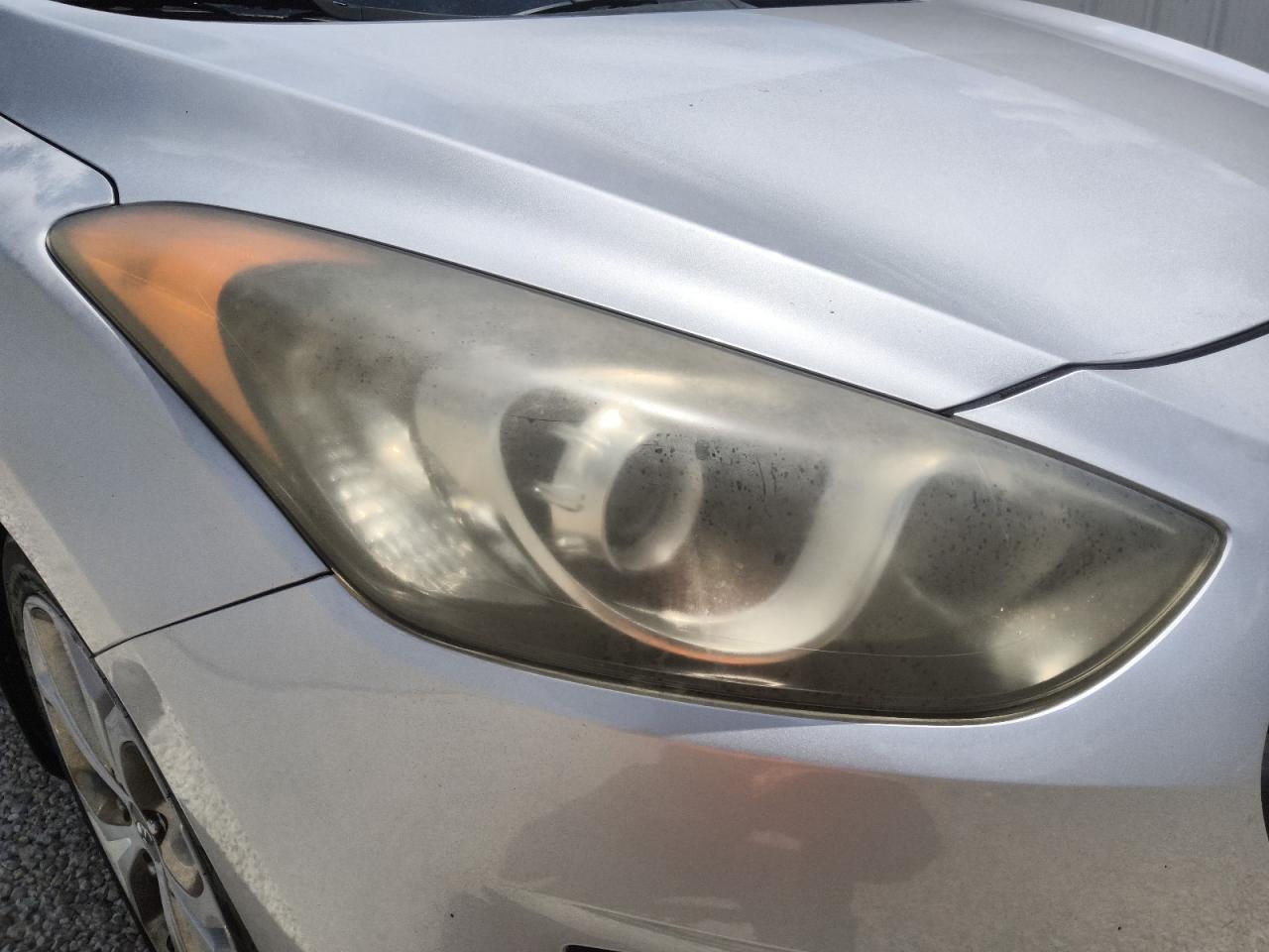2013 Hyundai Elantra Gt Base Серебряный vin: KMHD35LE7DU152669 Damage: Right Head Lamp, Faded, Repair Required