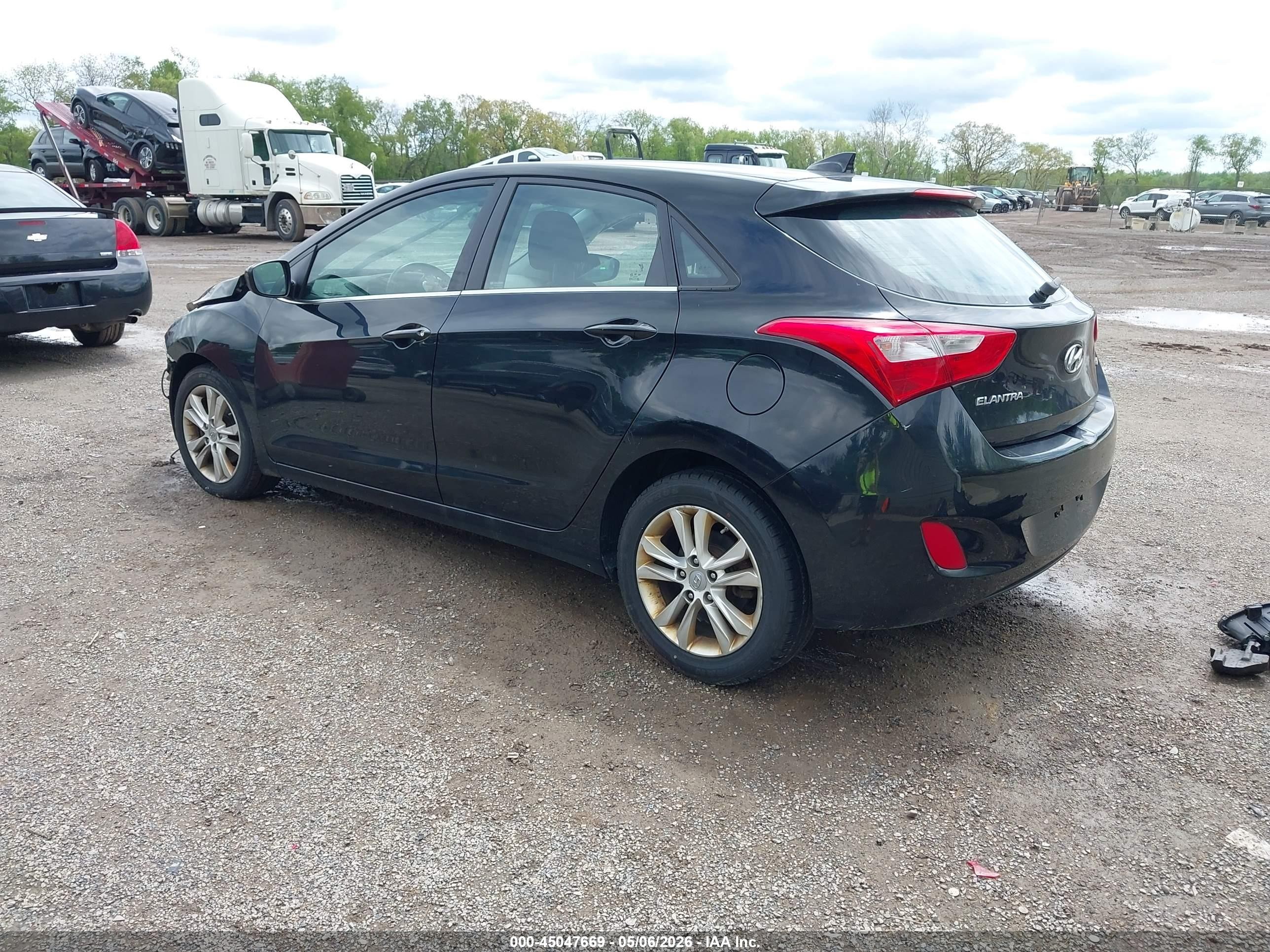 2013 Hyundai Elantra Gt   Черный vin: KMHD35LE8DU026269