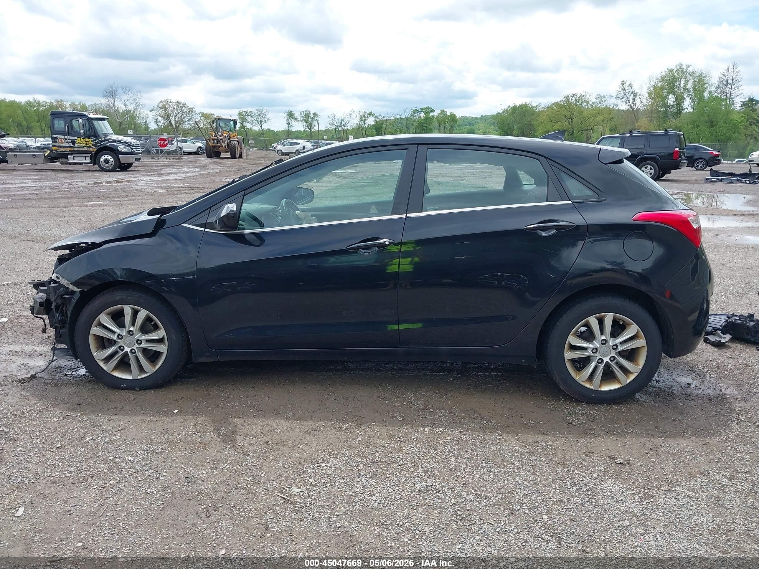 2013 Hyundai Elantra Gt   Черный vin: KMHD35LE8DU026269