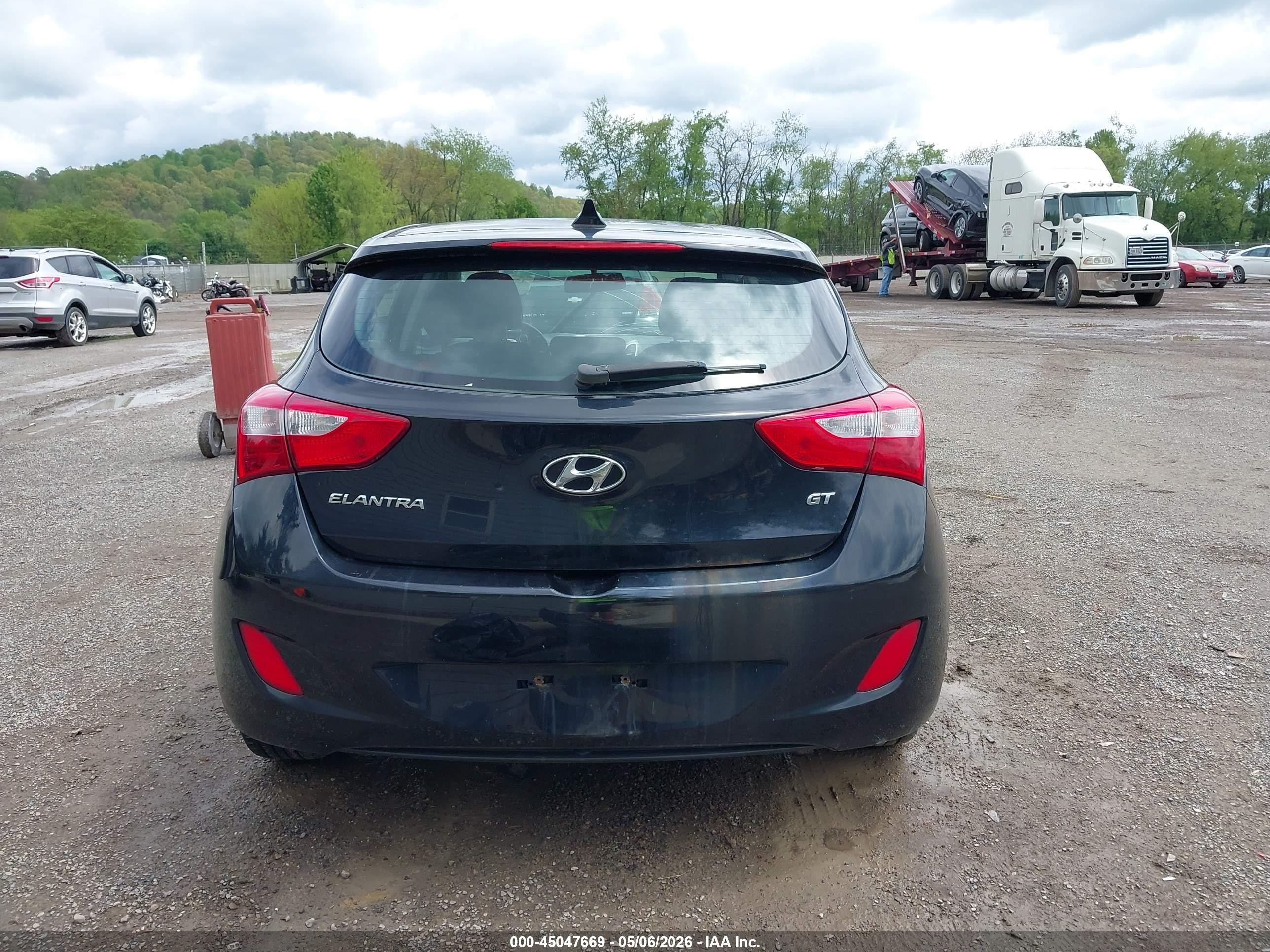 2013 Hyundai Elantra Gt   Черный vin: KMHD35LE8DU026269