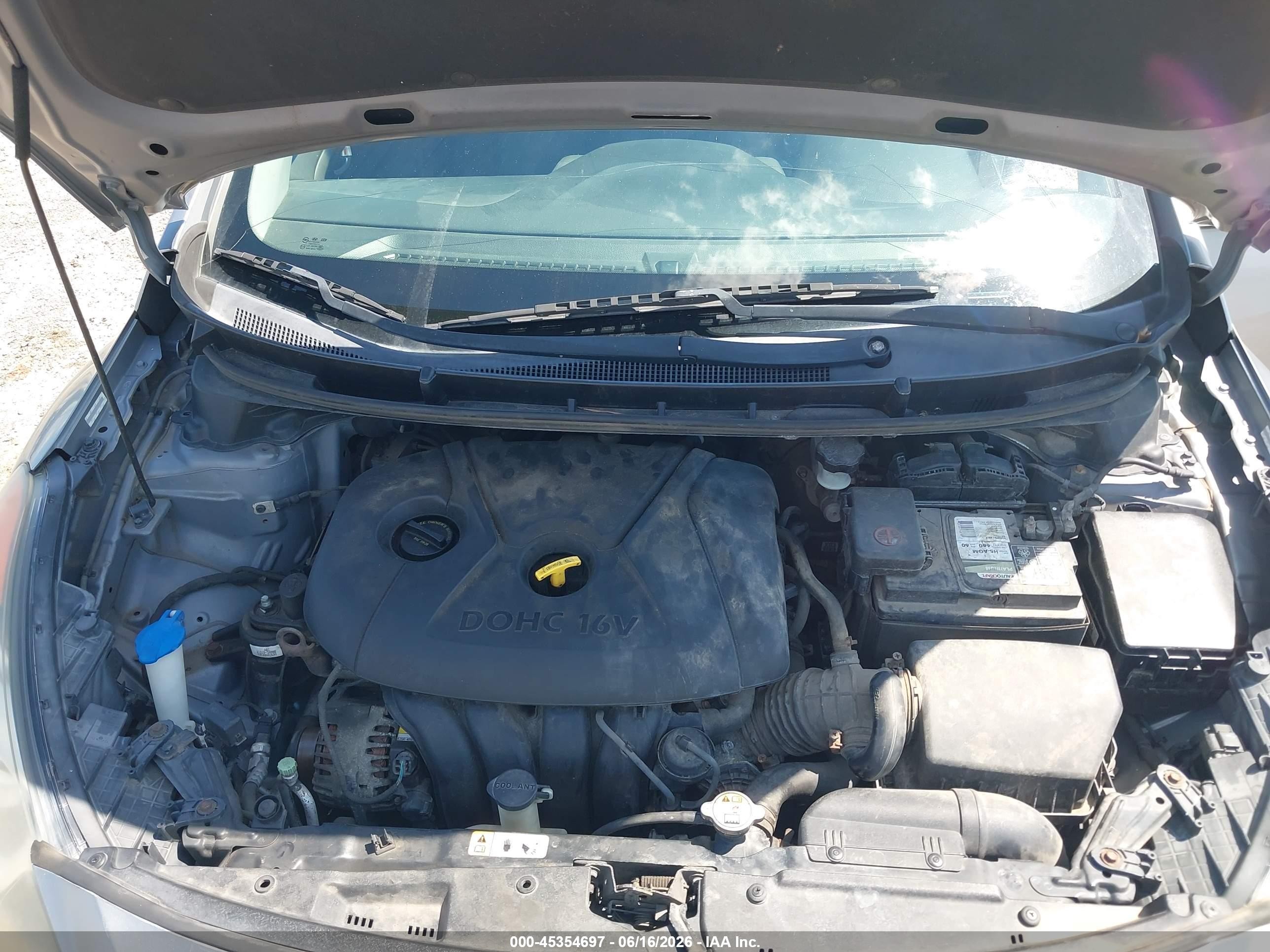 2013 Hyundai Elantra Gt   Silver vin: KMHD35LE8DU031066